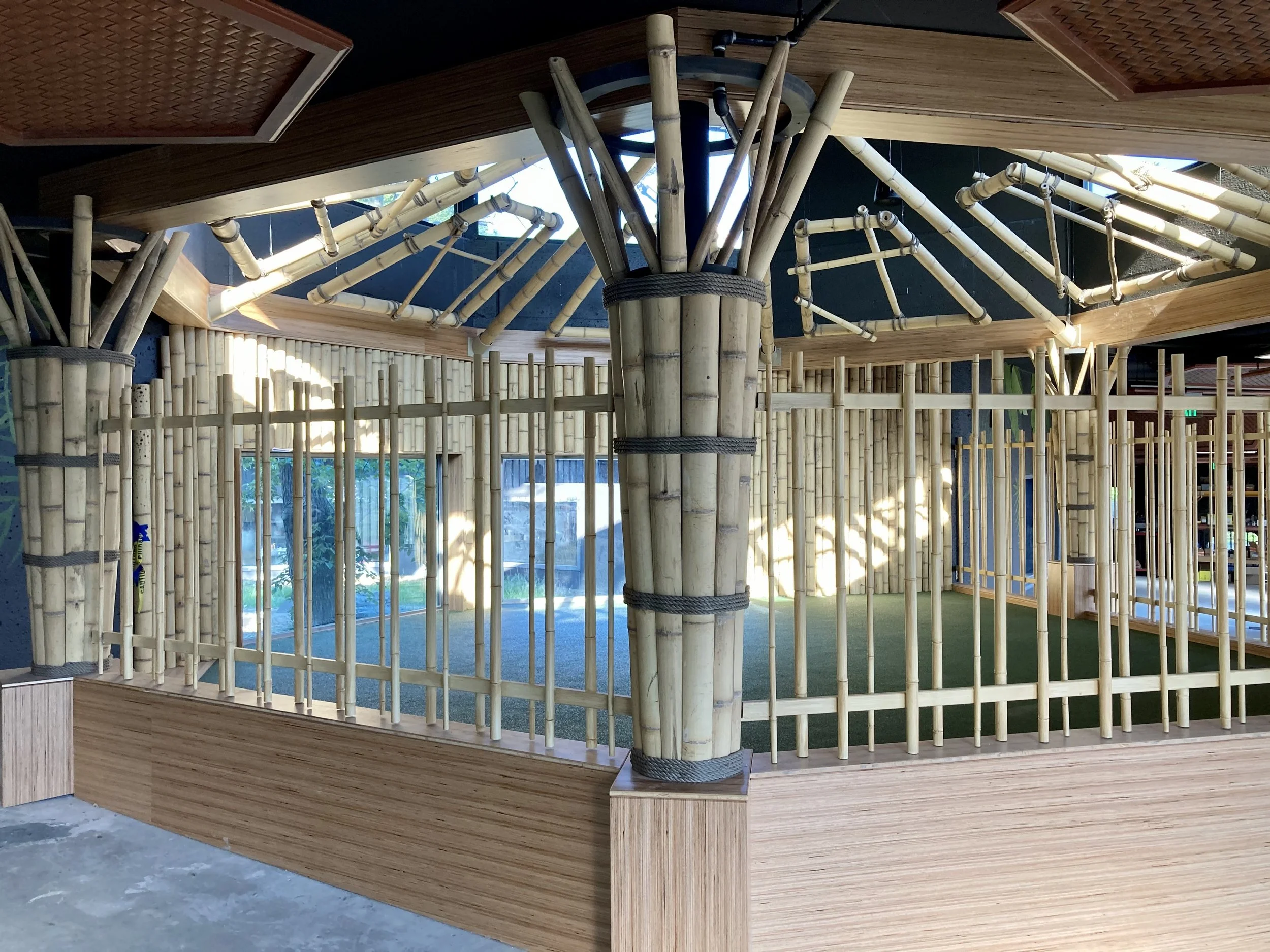 Gorilla Enclosure Installation at the Henry Doorly Zoo by Custom Artisan Finishes in Omaha, Nebraska