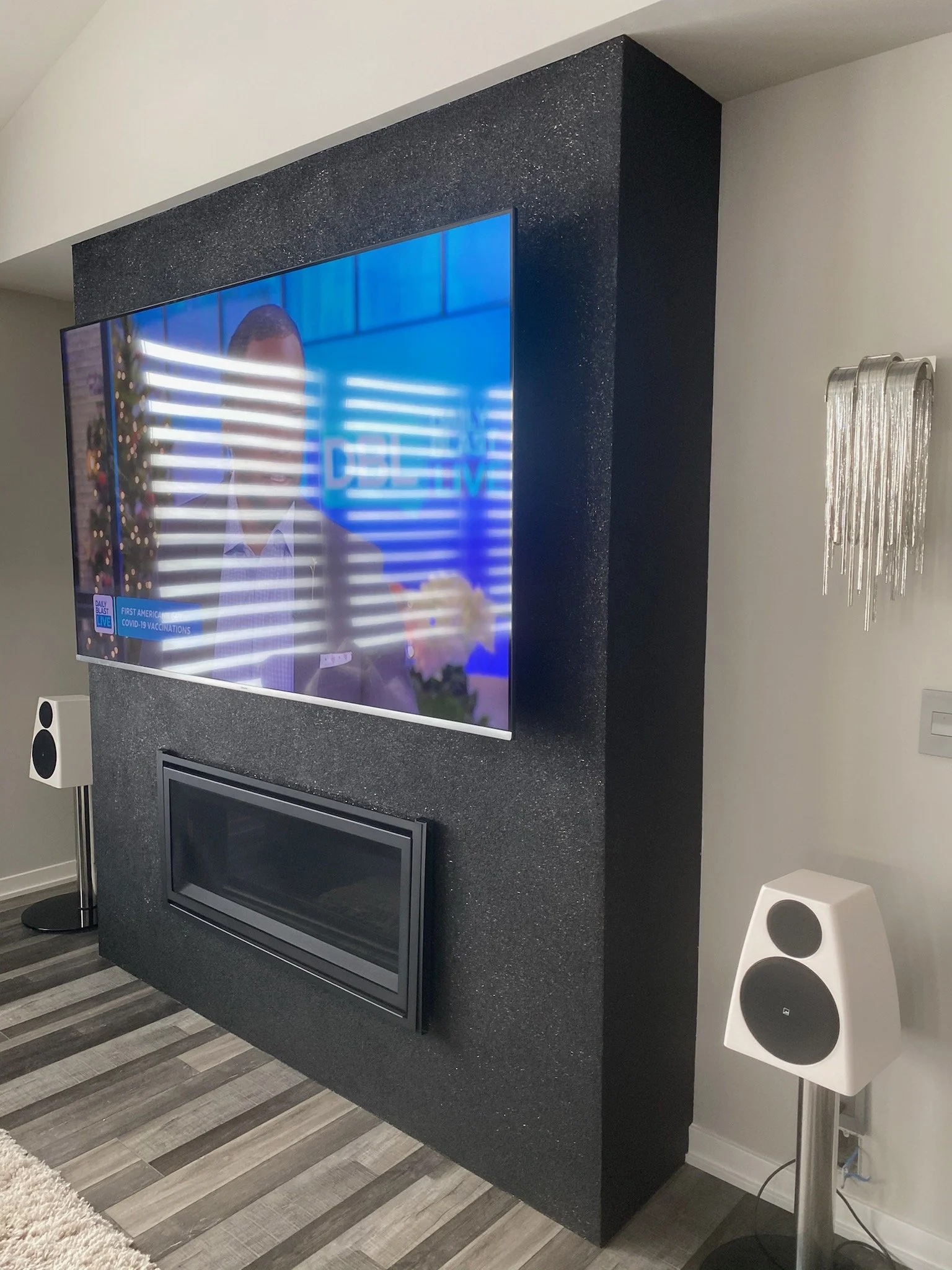 Glass Bead Mica Applications, residential decorative finishes by Custom Artisan Finishes in Omaha, Nebraska 