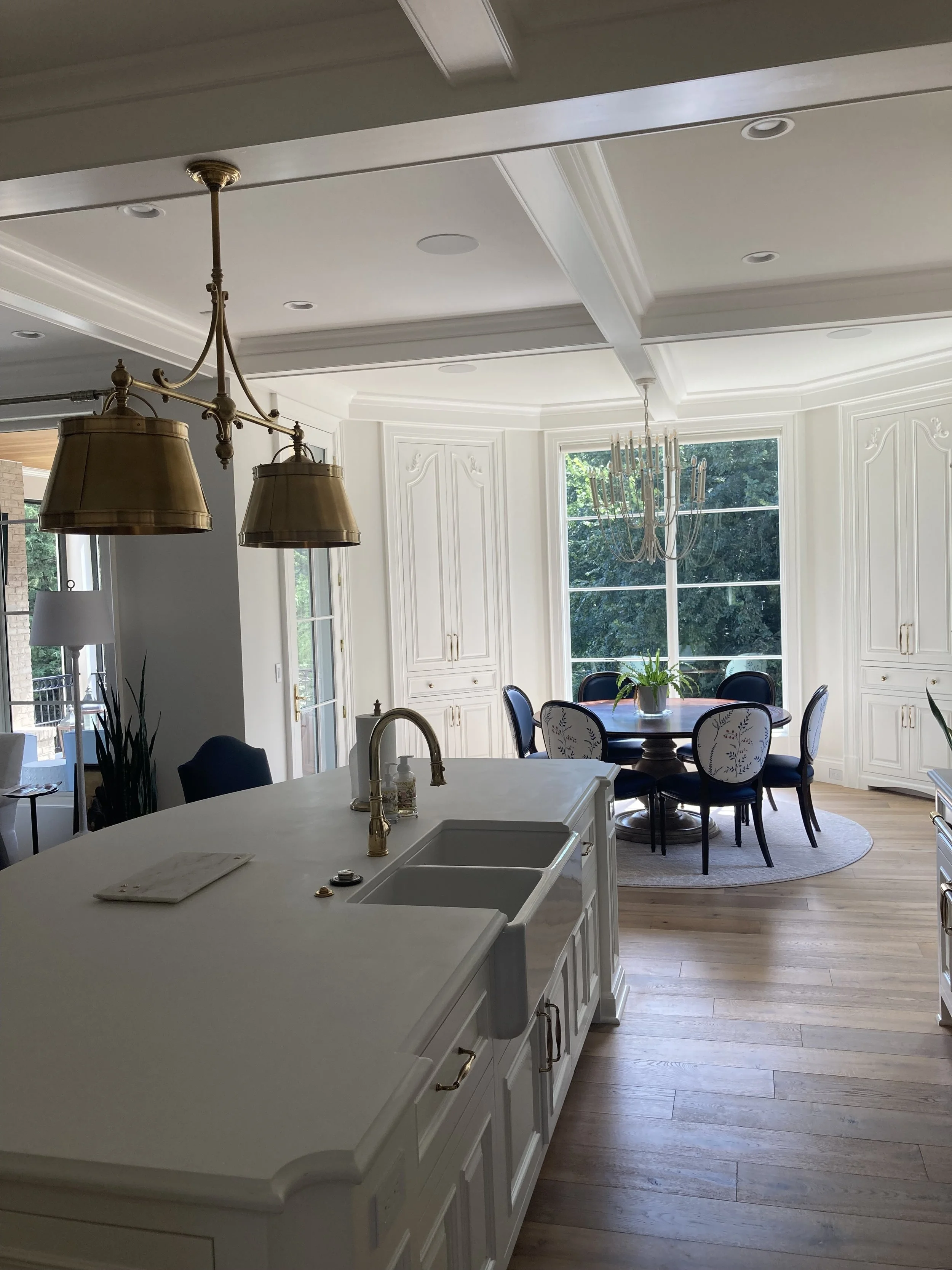 Residential Finishes. Venetian Plaster and Color Washing by Custom Artisan Finishes in Omaha, Nebraska