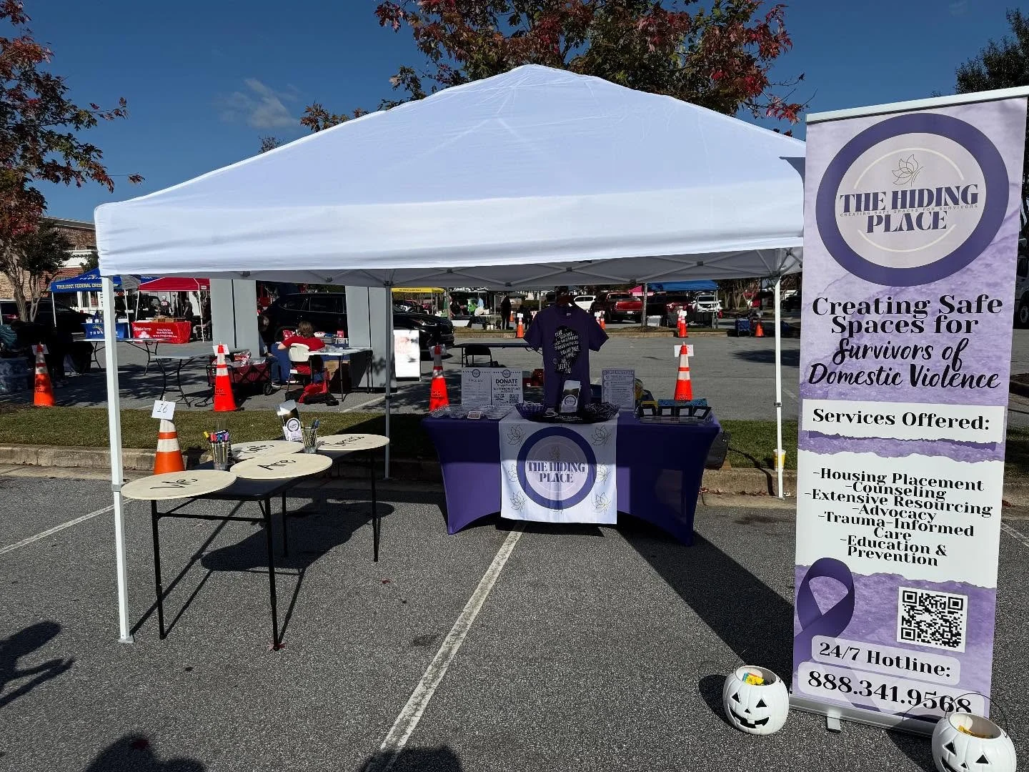 We had an amazing time at the Safety Celebration this evening! It was a special time of community, connections and resource sharing. 💜 
Community events like this are some of our most favorite moments: spreading awareness, meeting survivors & b