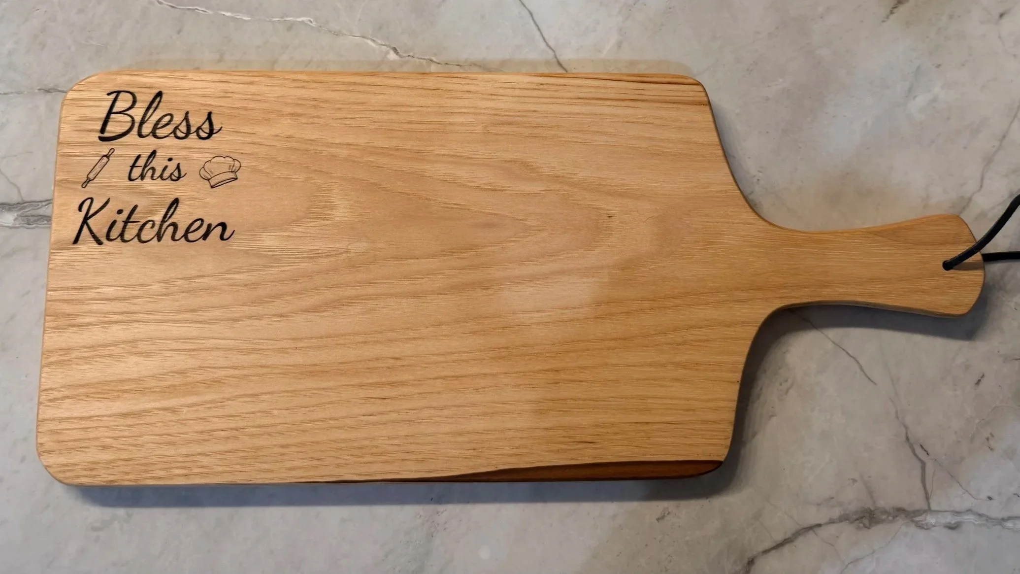 Product #: 022602

18" x 8" Solid hickory cutting board w/ engraving. Cutting surface approx. 13" x 8".

$60