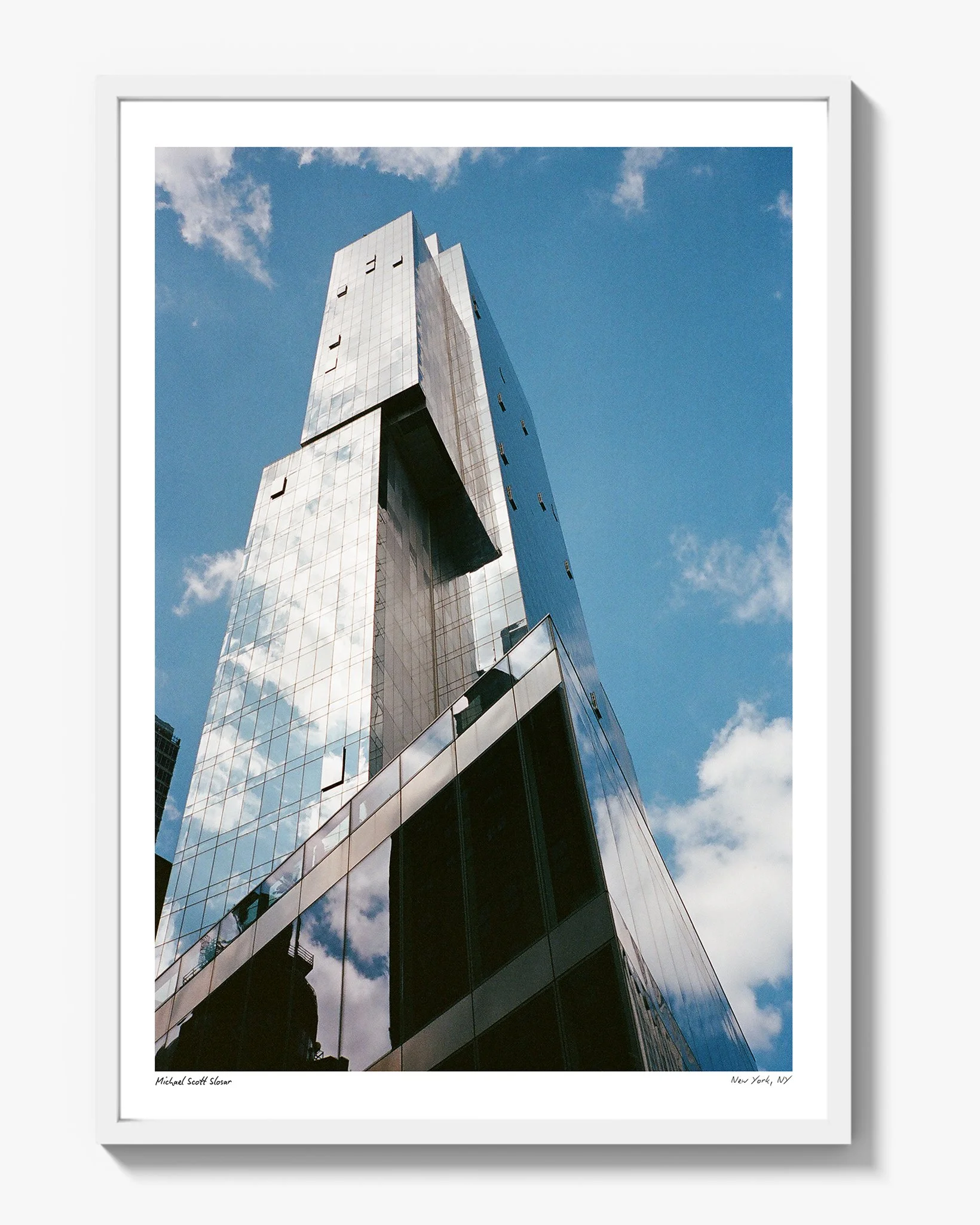 2024-T3_NYC_Julius_Vegas_Mikey_Shainel-011_11x14_No_Matte_12_25 x 9_25.jpg