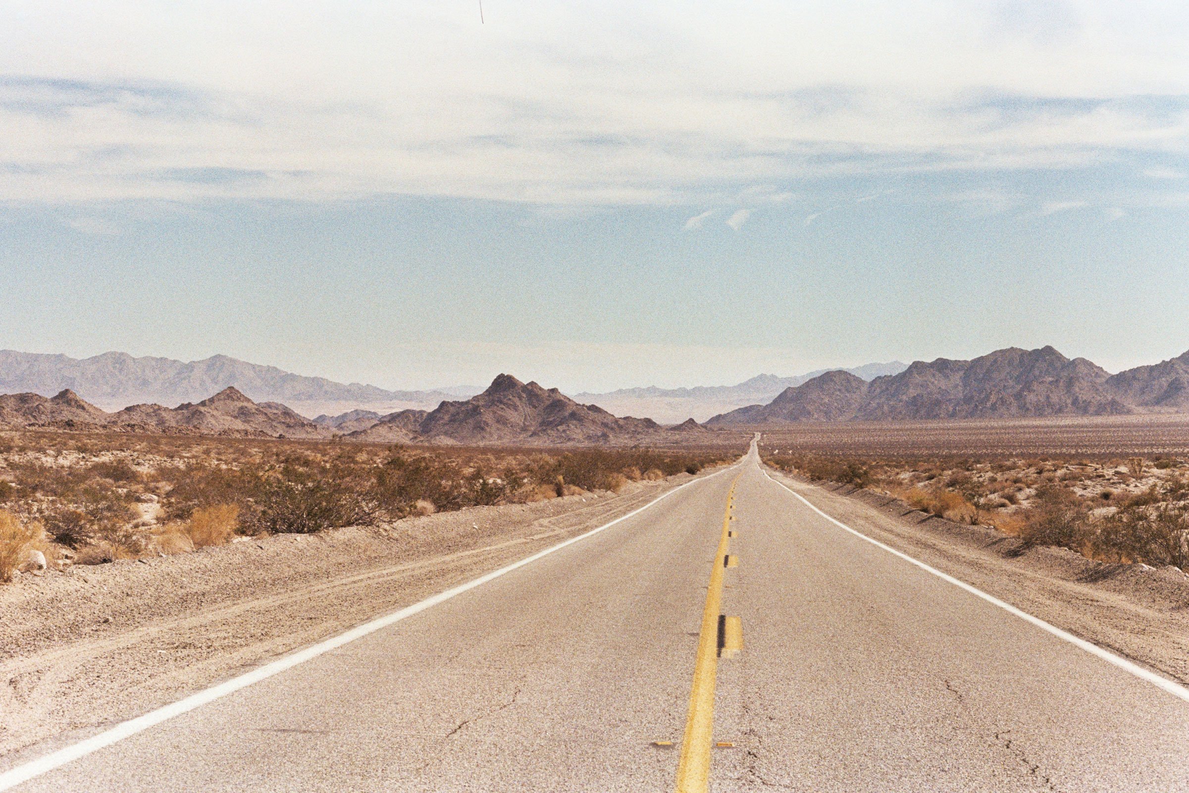 2022-DesertLandscape_JeremyGuns_Canon--010.jpg