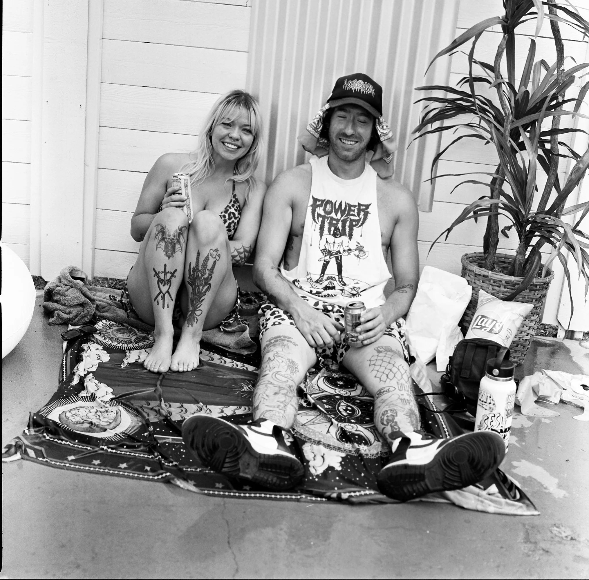 2025-Hasse_Nick_40th_Wedding_Pool_Party_HP5 -007.jpg