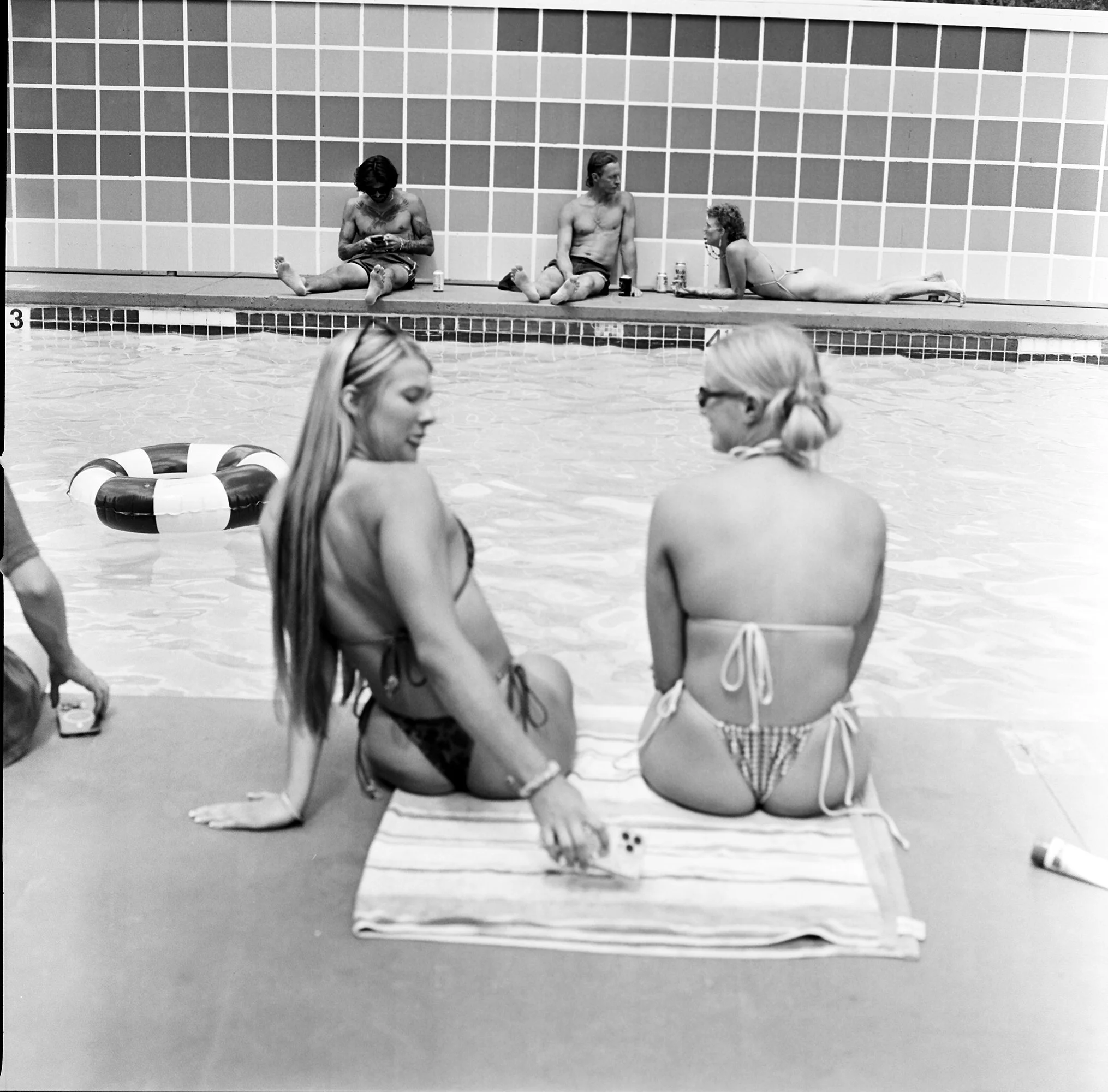 2025-Hasse_Nick_40th_Wedding_Pool_Party_HP5 -004.jpg