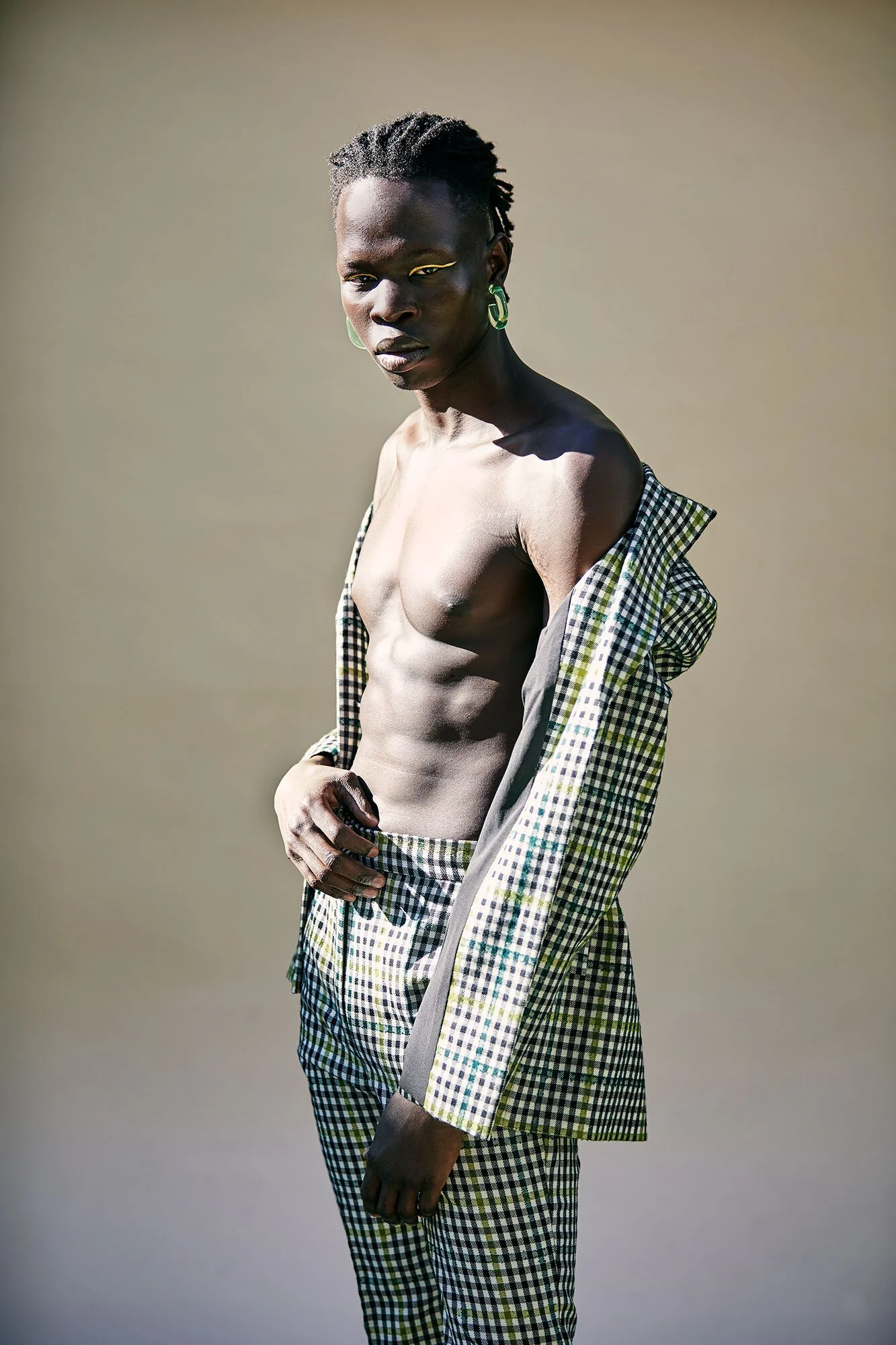 michael-scott-slosar-fashion-lifestyle-urban-editorial-Los-Angeles-photographer-character-style-2020-005_Nyang-3-1574_RT.jpg