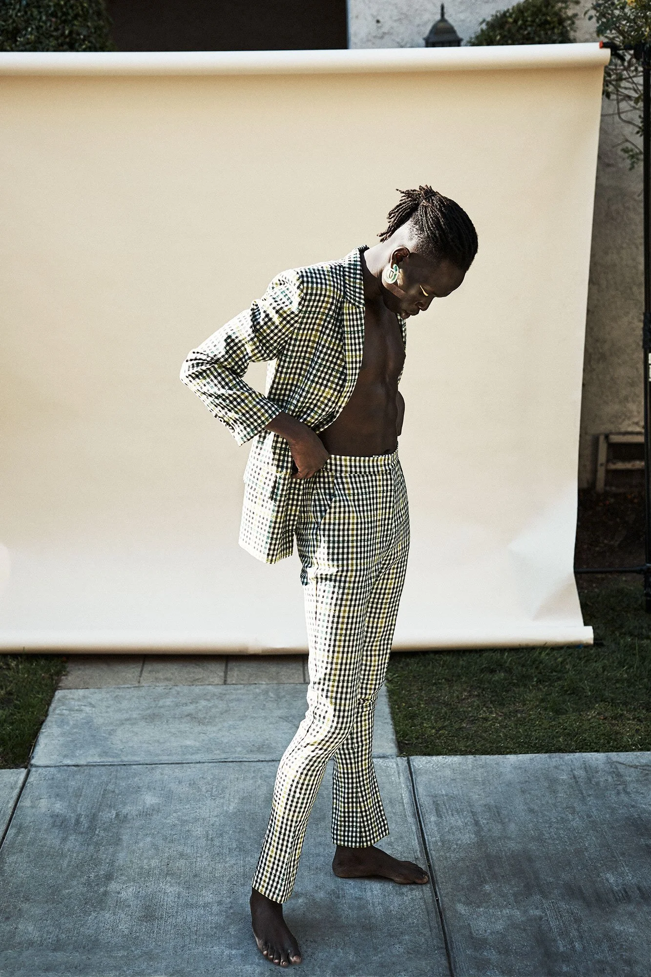 michael-scott-slosar-fashion-lifestyle-urban-editorial-Los-Angeles-photographer-character-style-2020-005_Nyang-3-1506_RT.jpg