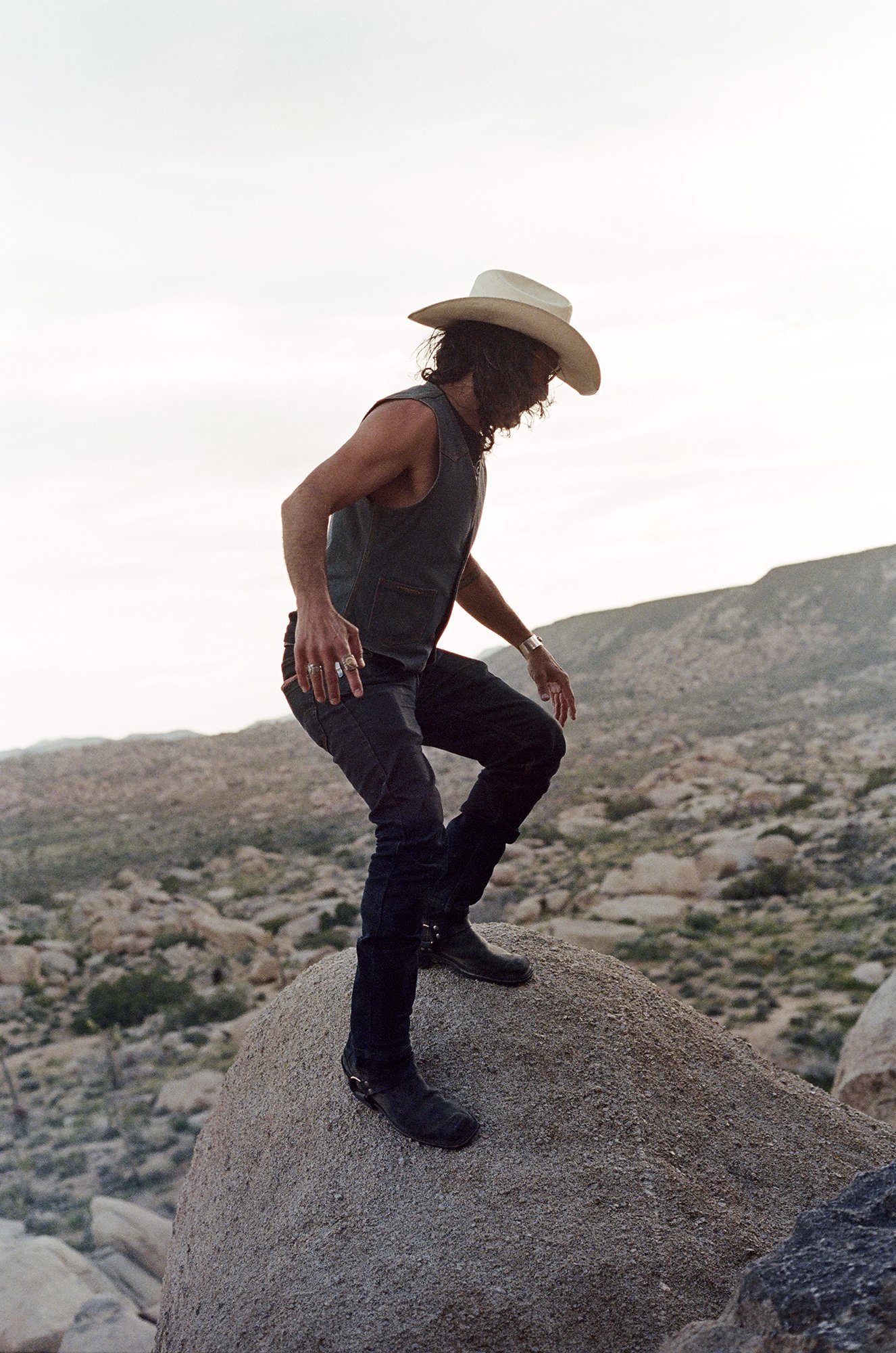 Cowboy Mike - Desert Faces