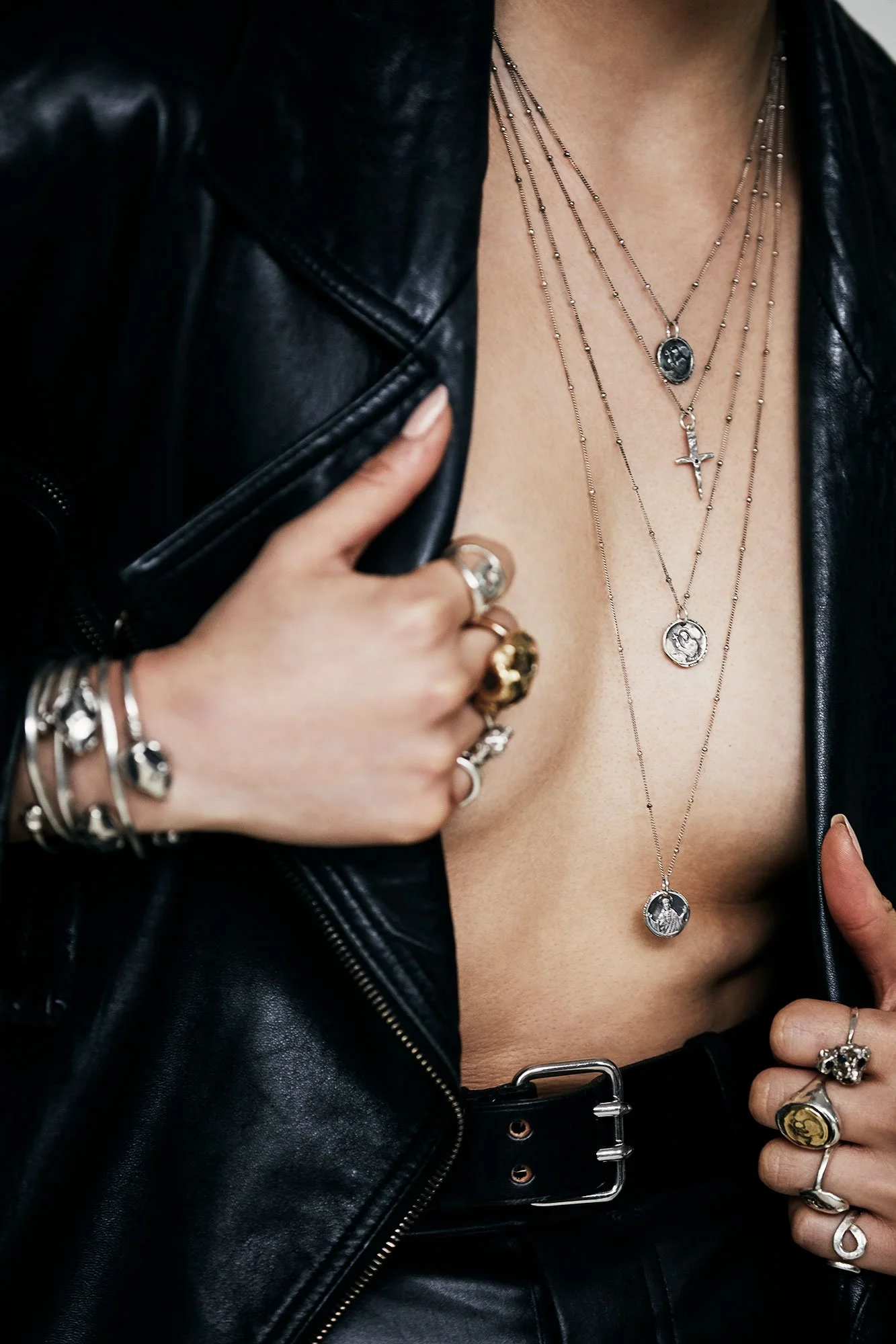 michael-scott-slosar-fashion-Britt-Bolton-jewelry-NYC-designer-maker-accessories-rings-chains-necklaces-bracelet-Joyce-Mao-2019-006_D_1485-RT.jpg