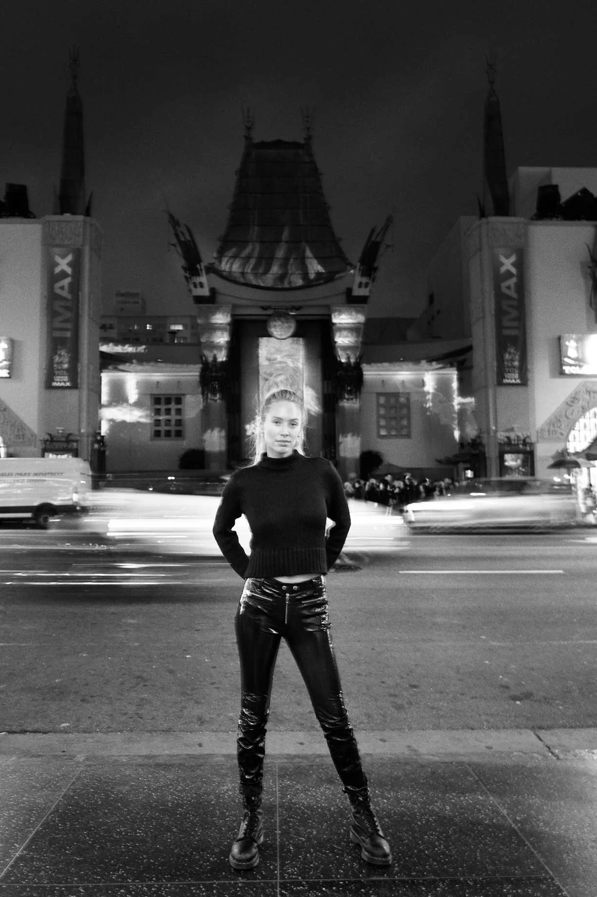 2018-018_Dylan_LA_Street-1103_RT_B&W_V2.jpg