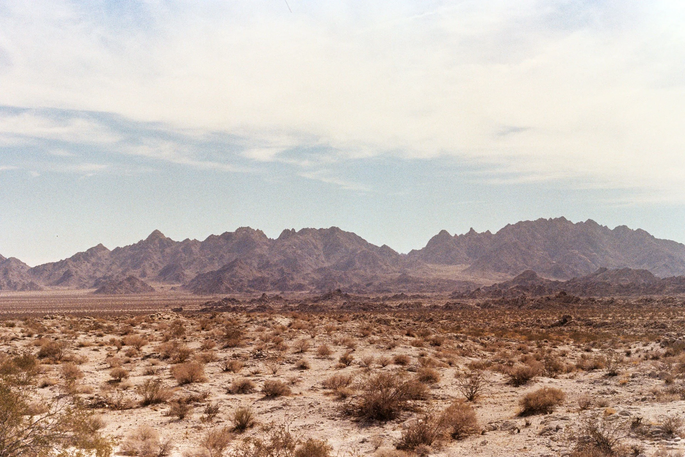 2022-DesertLandscape_JeremyGuns_Canon--011.jpg