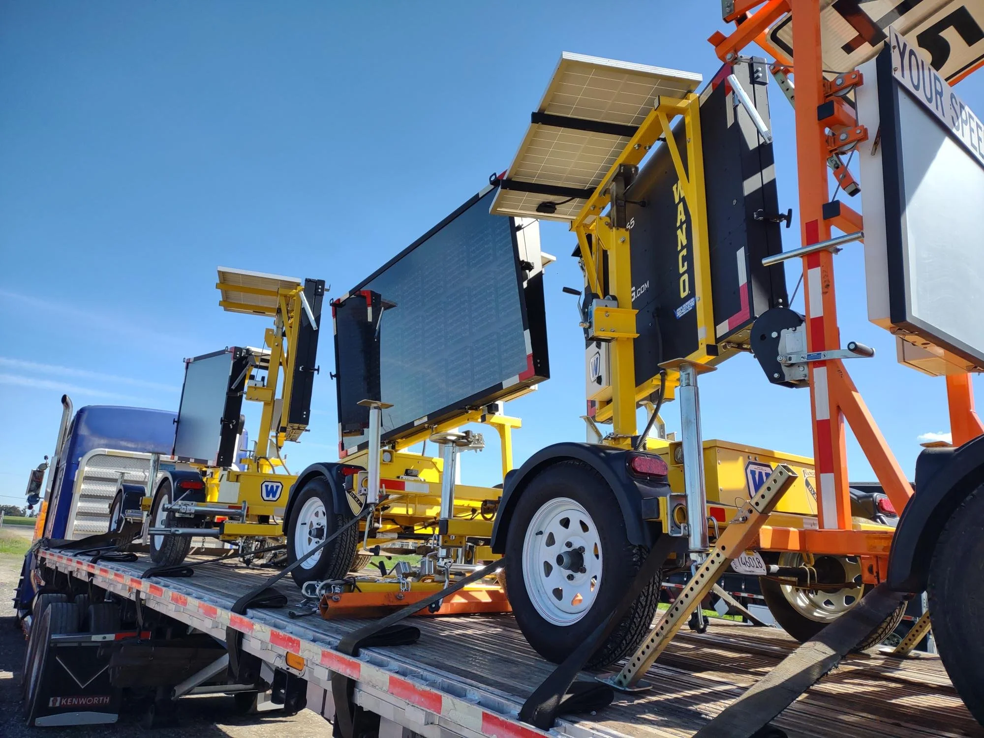 1st VG Wanco Message boards and radar trailers.jpg