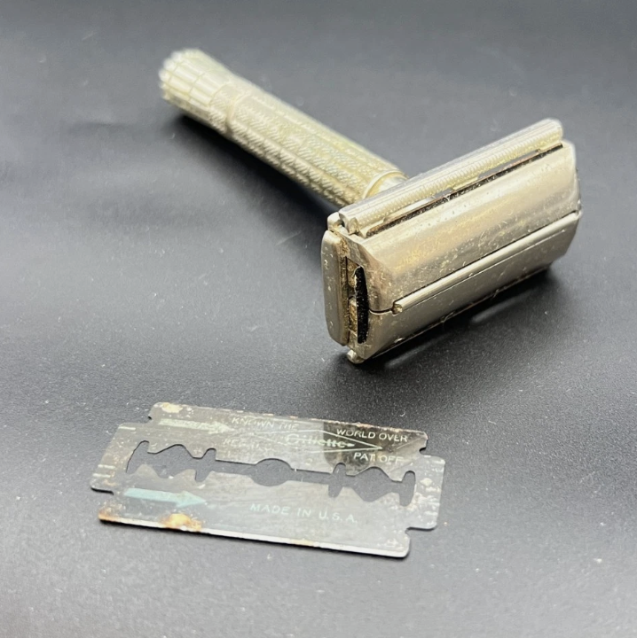 1960s Gillette Silver Metal Adjustable Safety Razor
