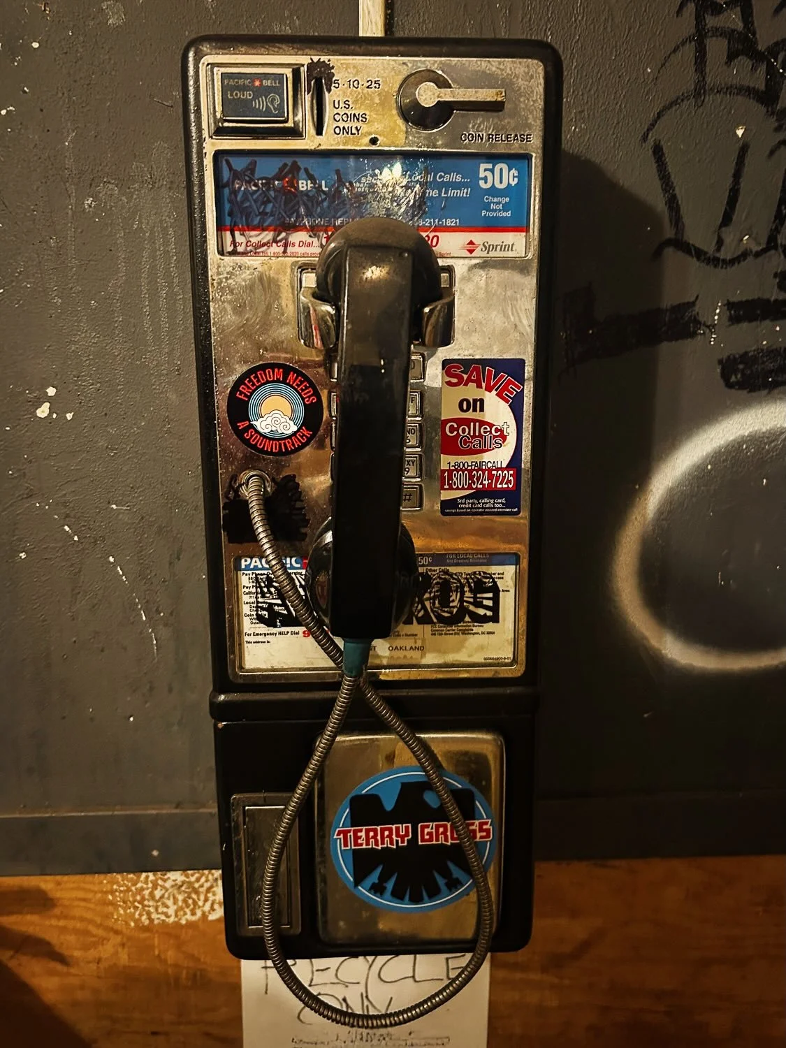We&rsquo;re old school. Join us.

Final call to sign up for the street team. We&rsquo;ll send you postcards and stickers to share in the places and communities you love. Street team members will also get special perks, and our eternal gratitude.

DM 