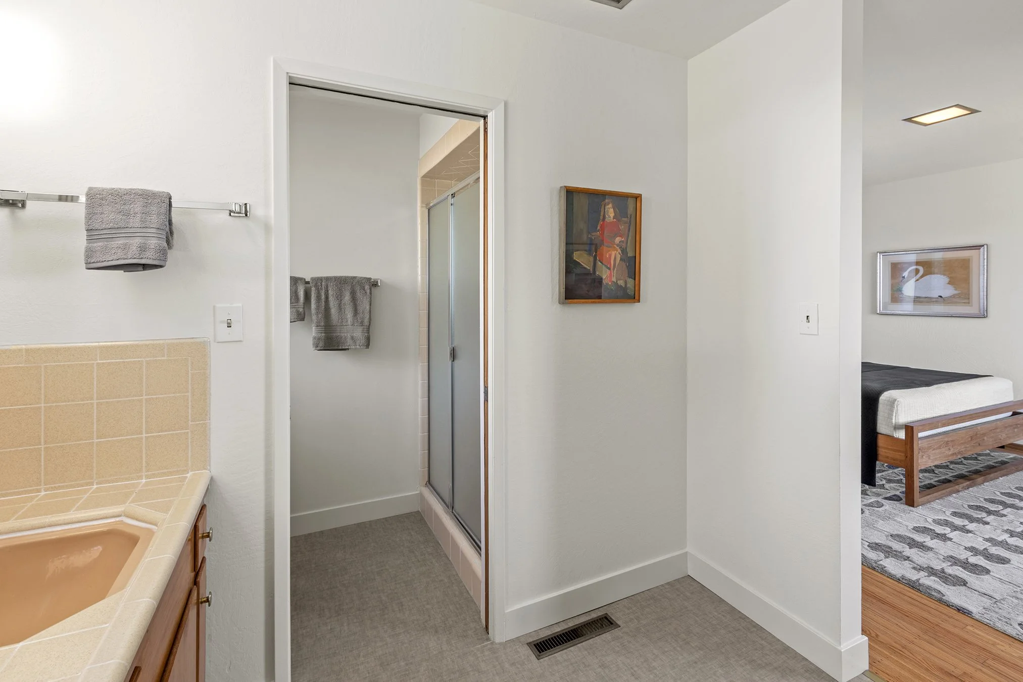 18076Jaymark 2Bath4.jpg