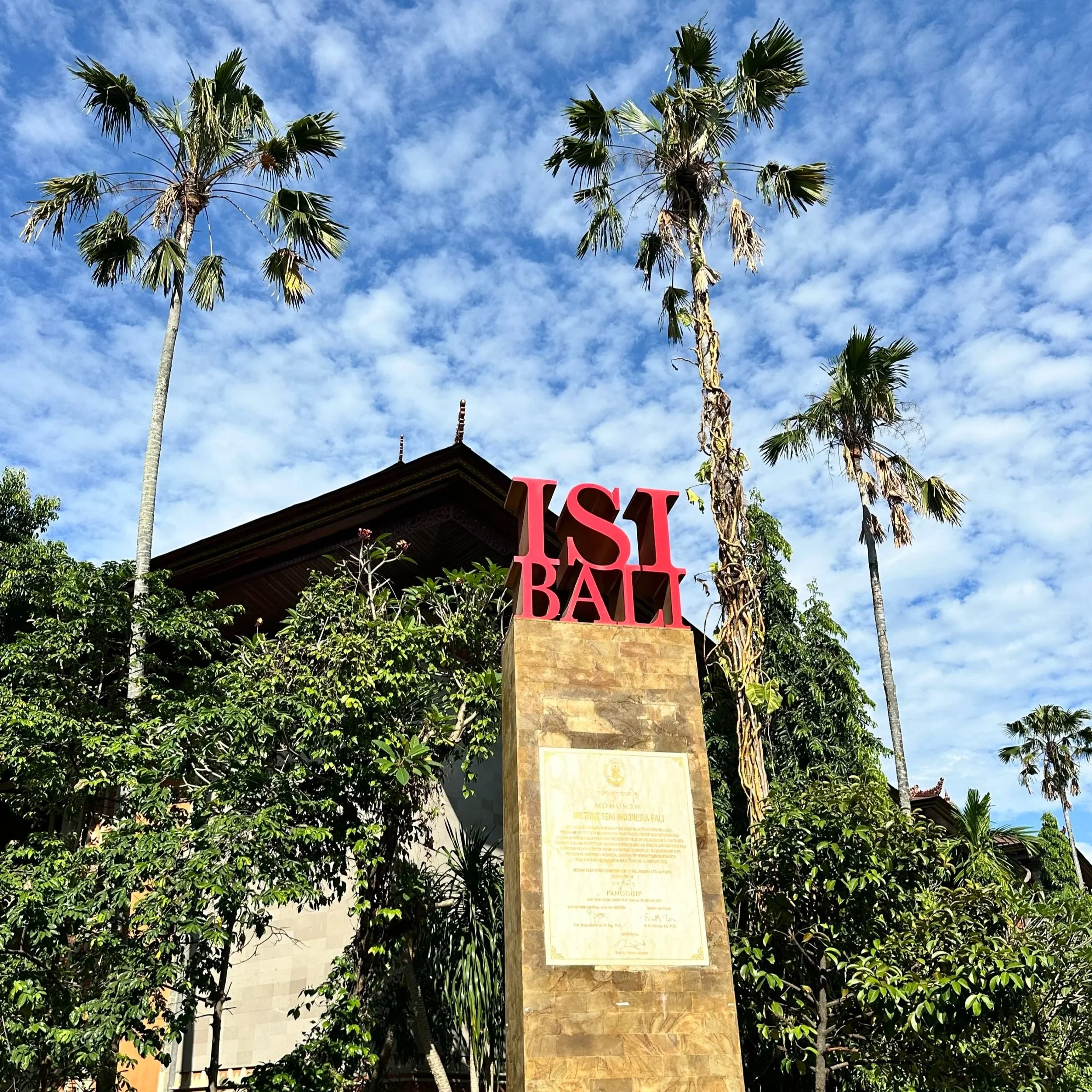ISI BALI