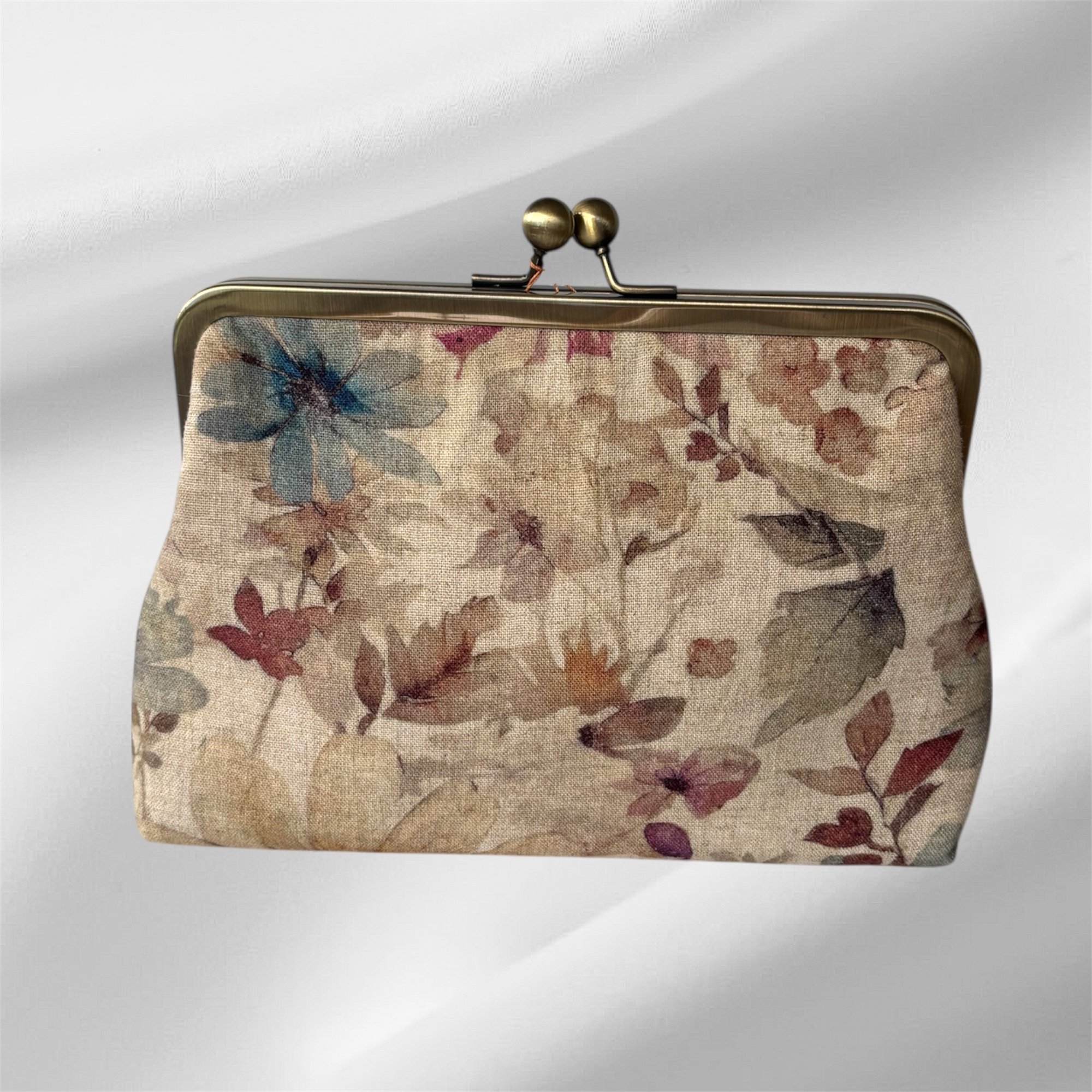 Linen Flowers - Metal Handle Bag