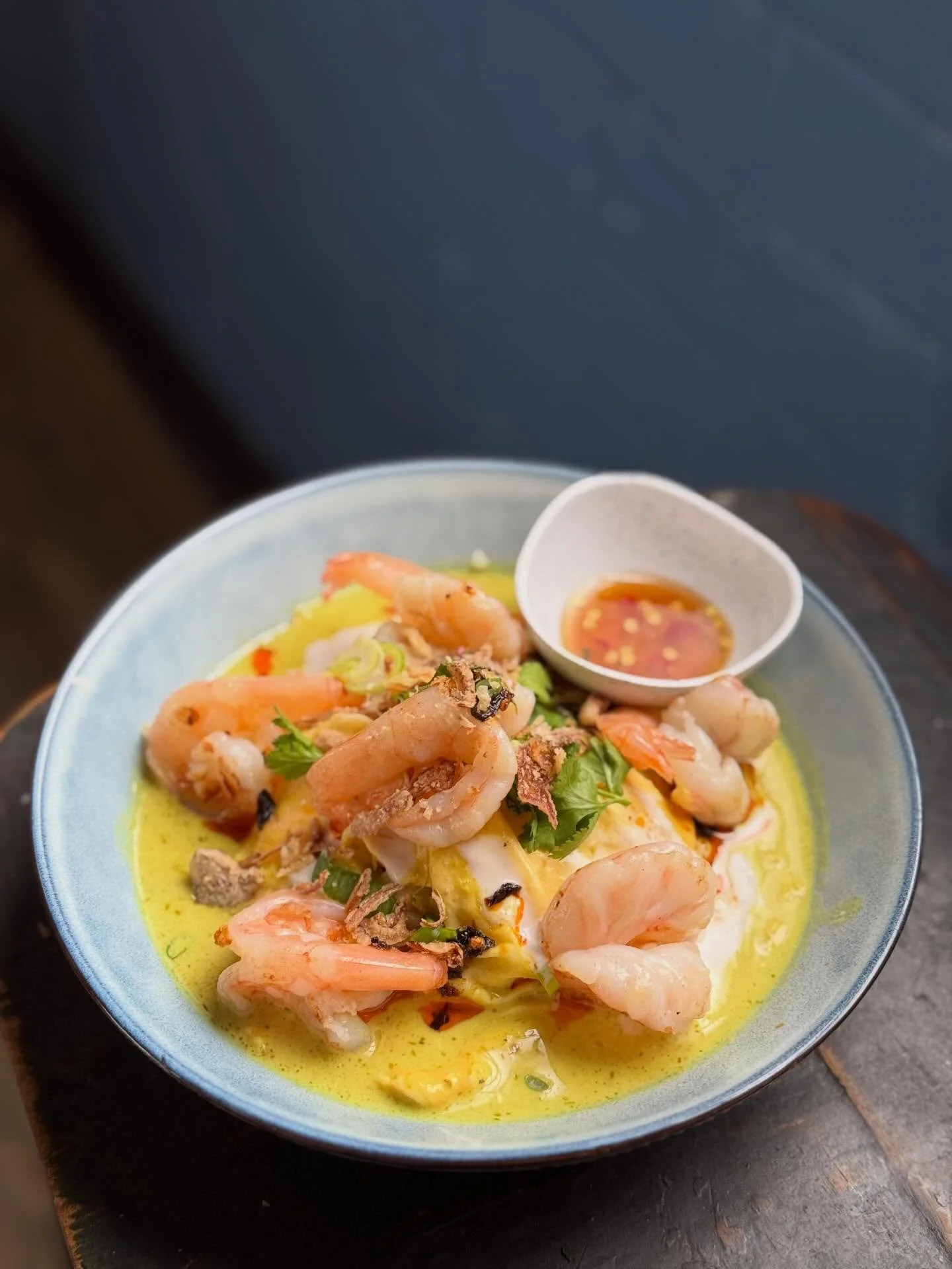 📣 Sunday Special

🥚🍤 Prawn Green Curry Omelette with Rice 🍚🌿
Golden, fluffy omelette wrapped around juicy prawns, soaked in our rich, house-made green curry. Served with jasmine rice for the ultimate Thai street food indulgence. 🌶️🇹🇭
⁠
🔥 Onl