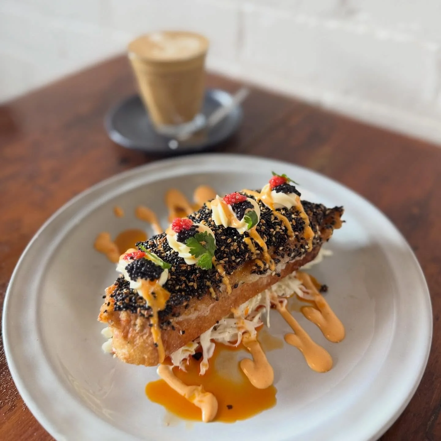 Sunday done right.
Our Sesame-Crusted Prawn Toast Royale features crispy sesame-crusted prawn toast, a drizzle of our house-made spicy mayo&mdash;finished with a light slaw for balance.
Bold, indulgent, and made for slow West End mornings ✨

Availabl