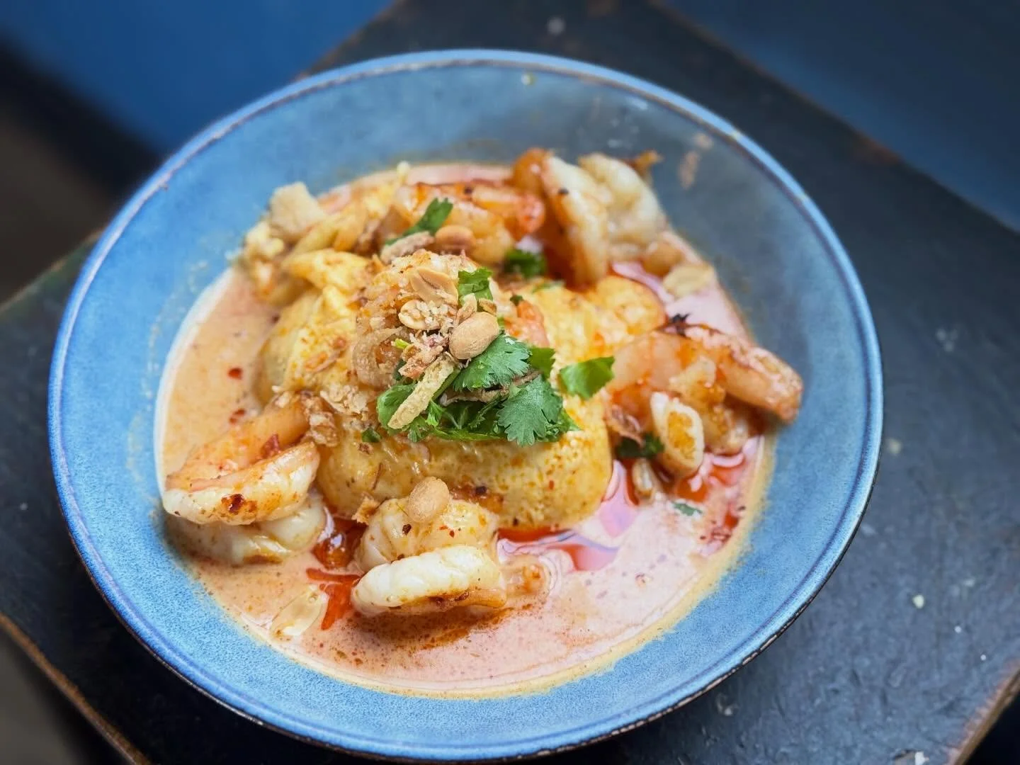 Introducing the Prawns Massaman Omelette &ndash; a rich, savoury twist on a Thai classic, folded into a fluffy omelette and served with steamed rice.

Bold, comforting, and deeply satisfying.
Available from 9am till sold out #westendbrisbane #brisban