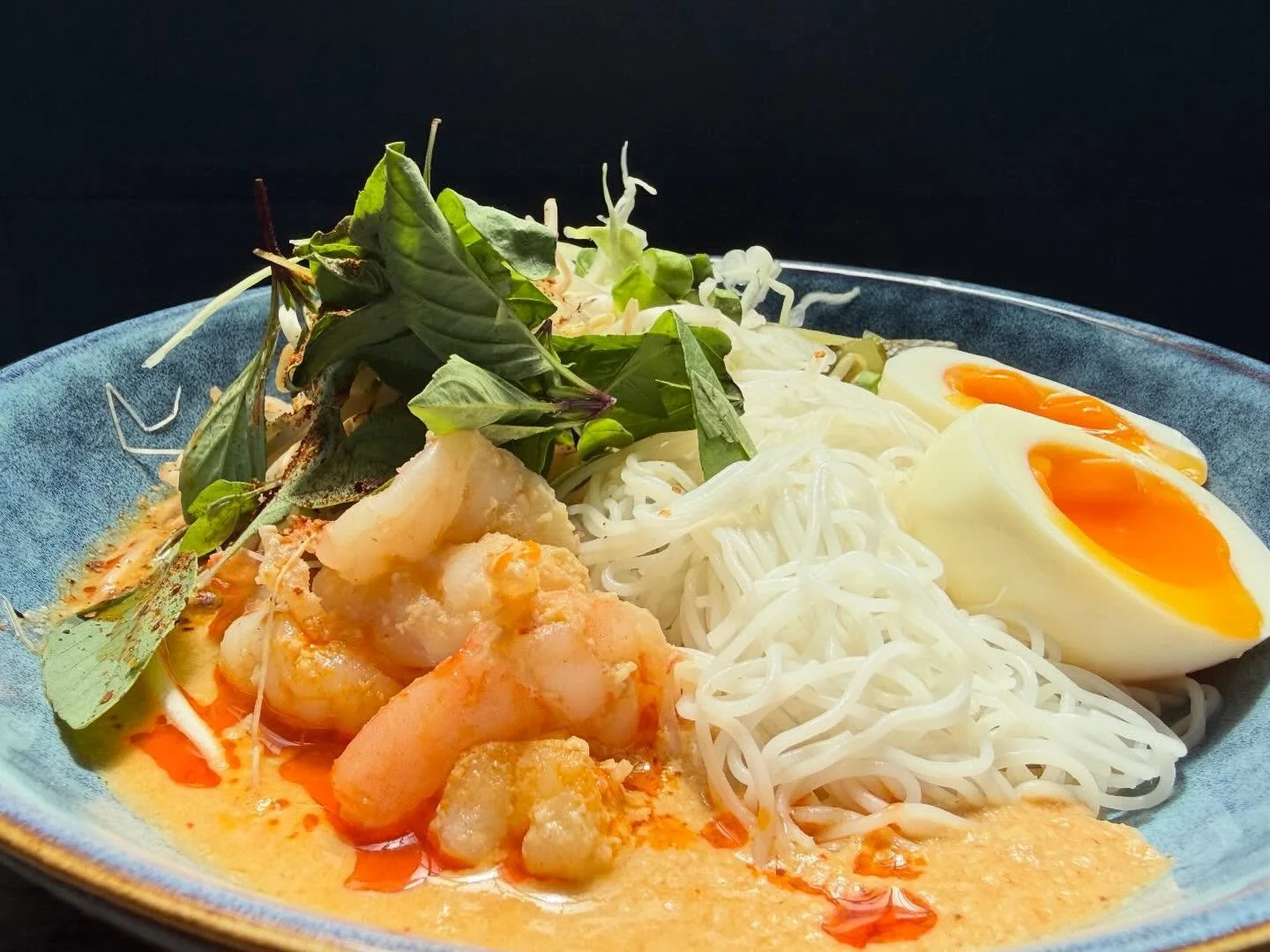 WECH Friday Lunch Special is coming for ya ! 
Knanom Jeen Nam Ya Gai. Rice Noodles with a rich coconut curry sauce. Served with fresh herbs, boiled egg, and topped with some prawns (because we&rsquo;re fancy)
#wech #westend4101 #thaifood #lunch #west