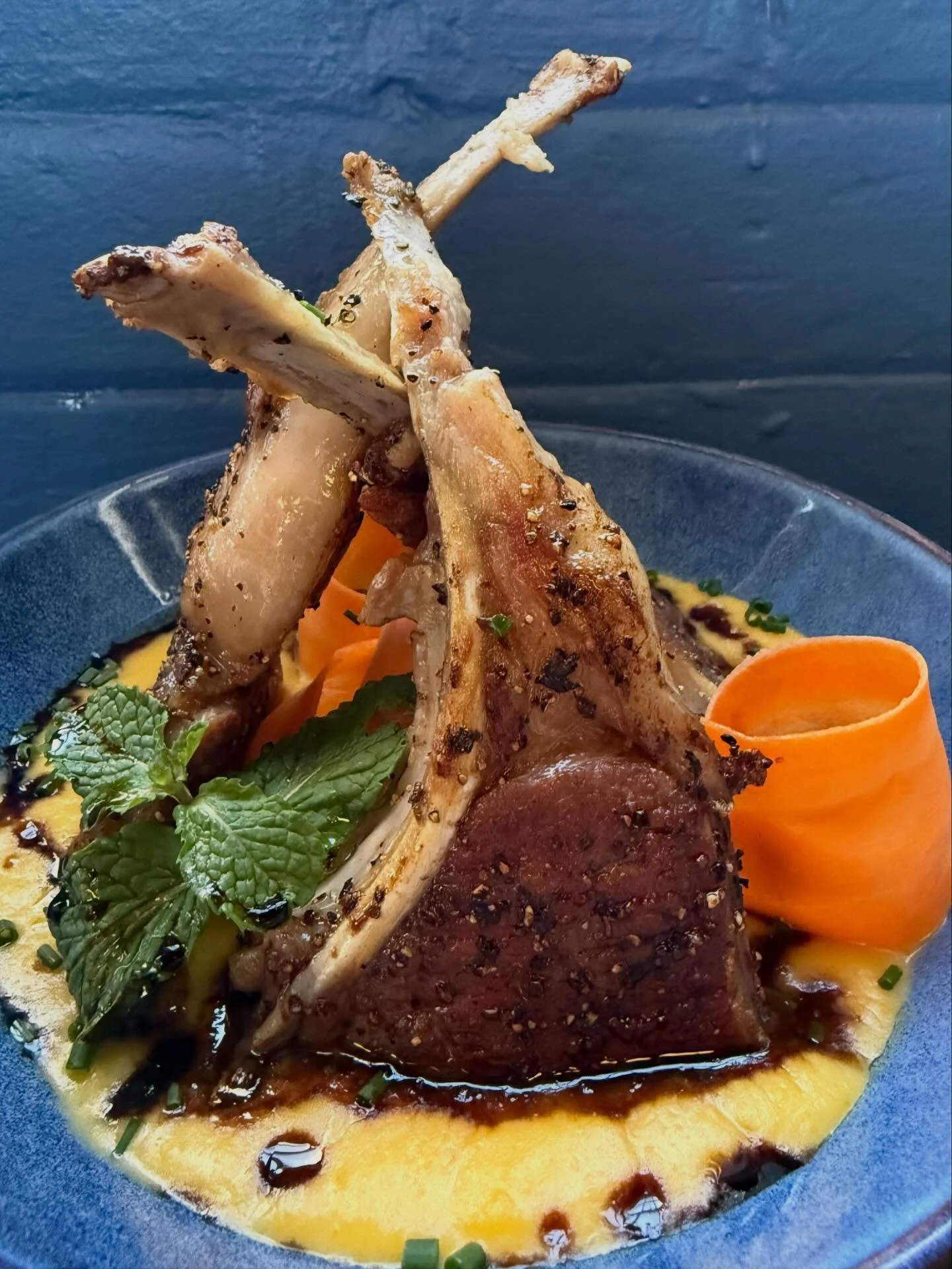 Today&rsquo;s WECH Saturday Special is something a bit fancy- Grilled Lamb Cutlets. Marinated with rosemary, grilled to perfection. Served on a bed of creamy and comforting potato &amp; pumpkin mash. Available now until sold out

#westendcoffeehouse 