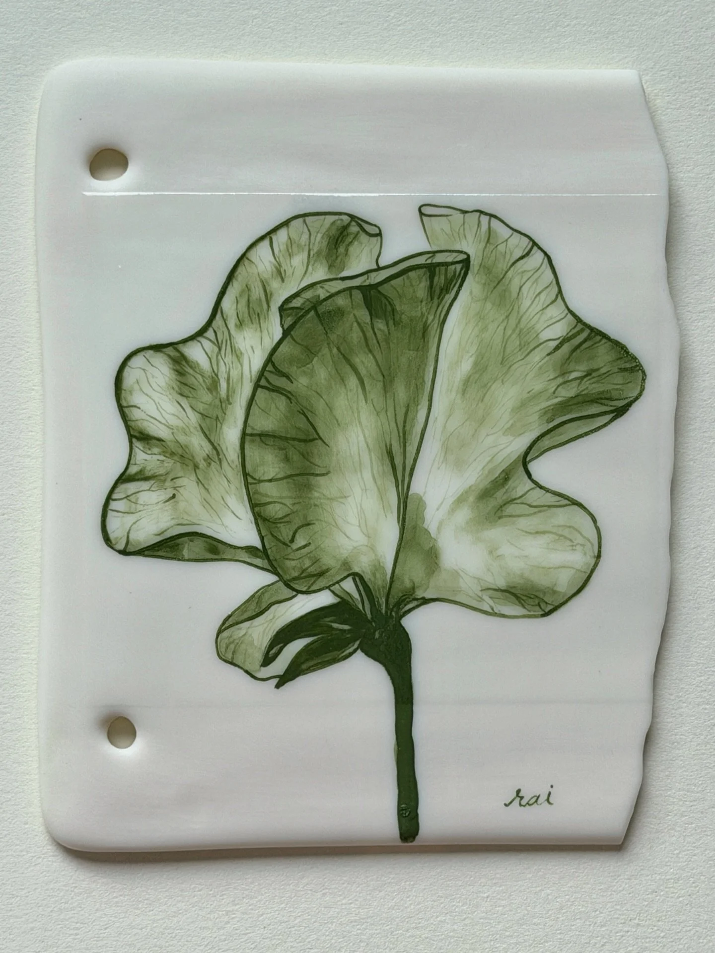 I have this idea of making my own canvas out of porcelain and paint. Paint my beloved flowers. This is my first attempt and the subject couldn&rsquo;t be anything but the sweet pea, my favorite flower. A beginning I want to keep. And explore
