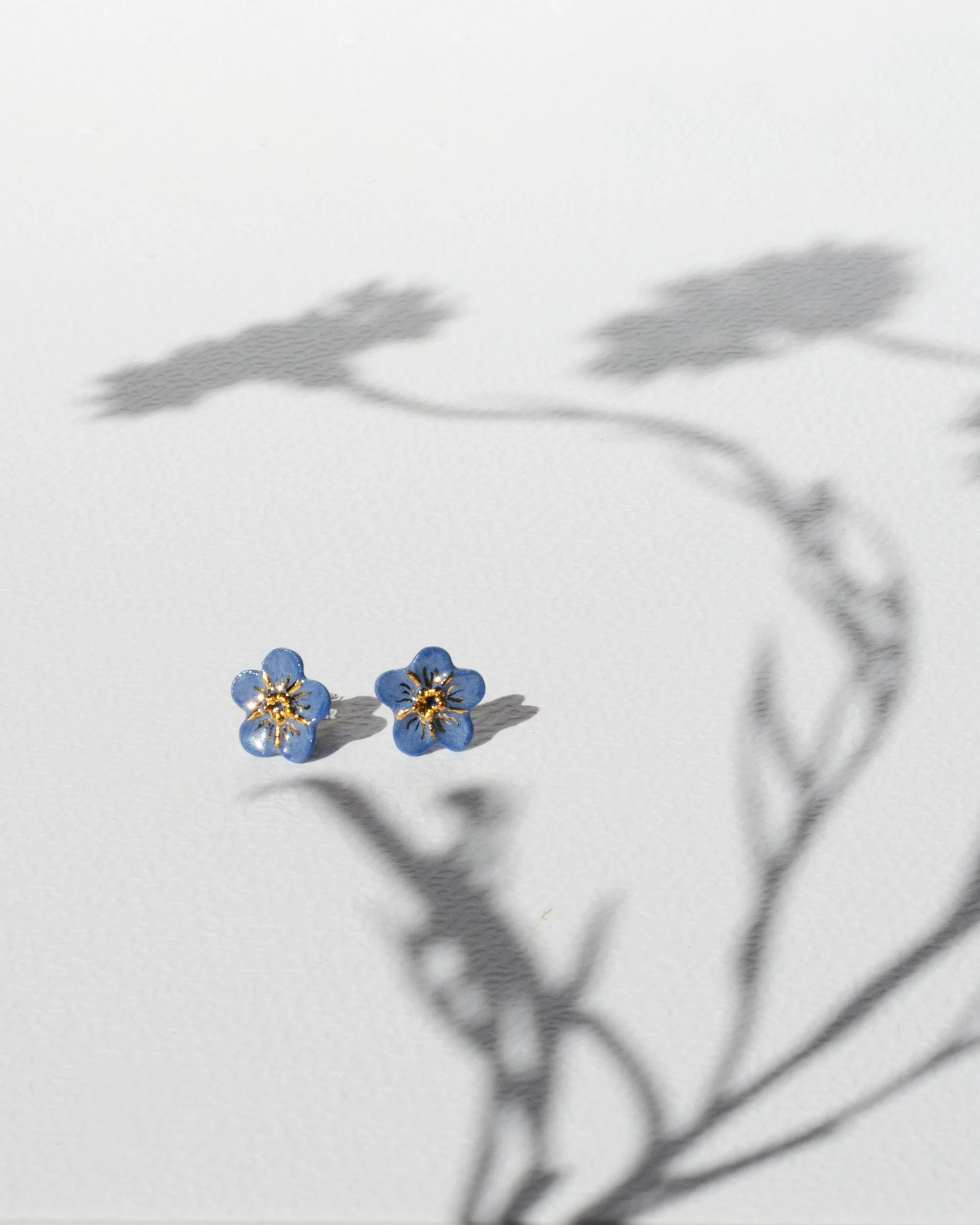 Forget Me Not earrings 

What would you never want to forget?

A child&rsquo;s laugh. A moment when you felt truly happy. A smell you wish you could bottle up and wear every now and then, like perfume.

I don&rsquo;t know what it is about these tiny 