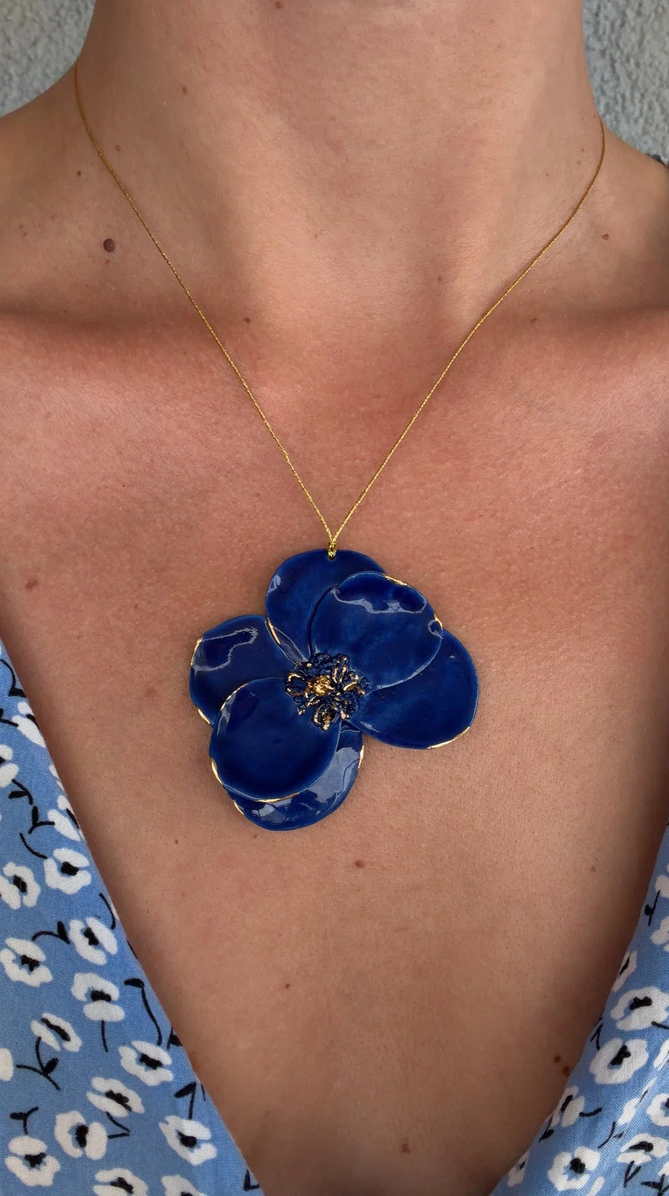 blue-in-bloom-porcelain-necklace-3.jpg