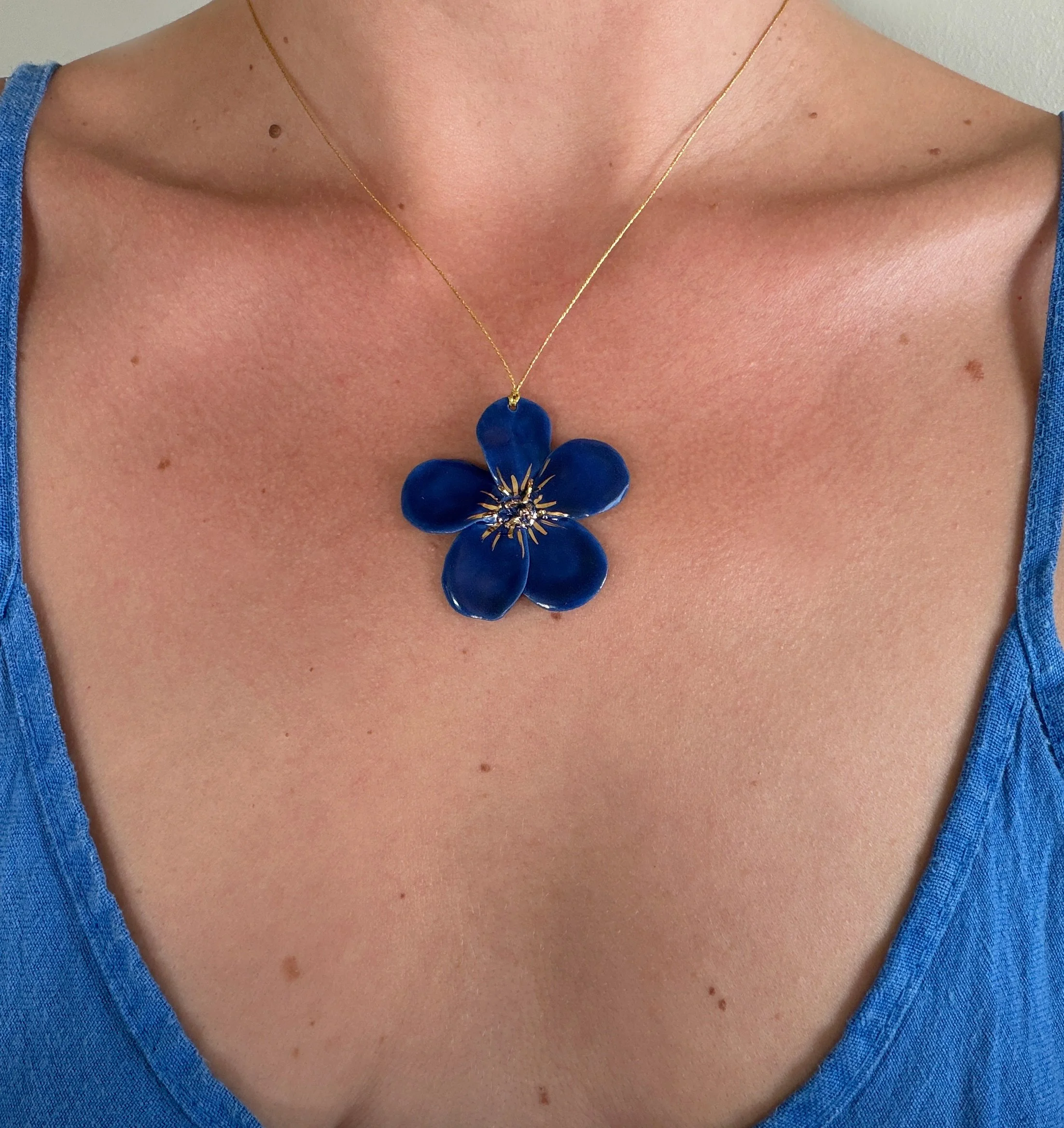 blue-in-bloom-II-porcelain-necklace-3.jpg