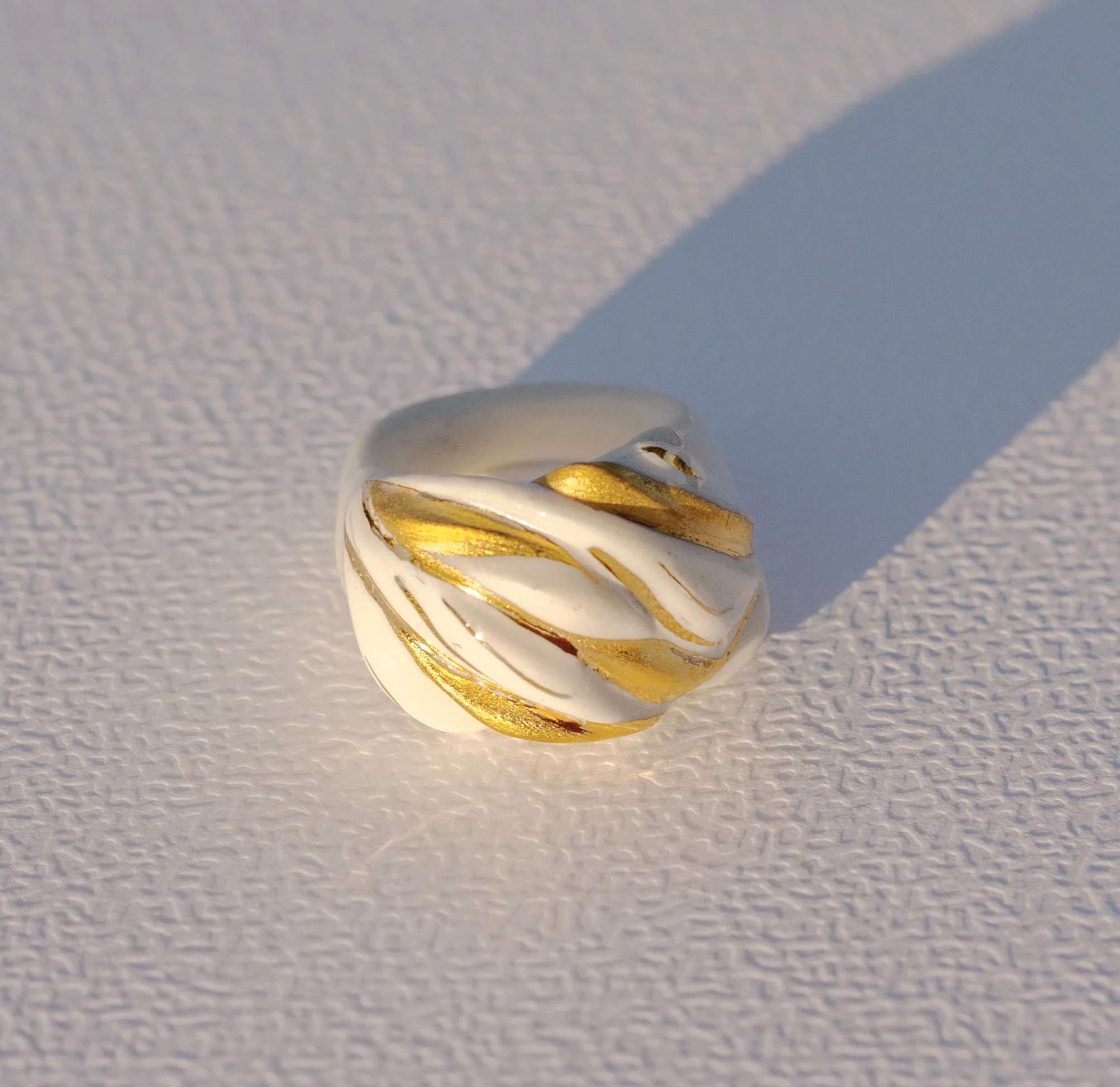 watching-water-porcelain-ring-2.jpg