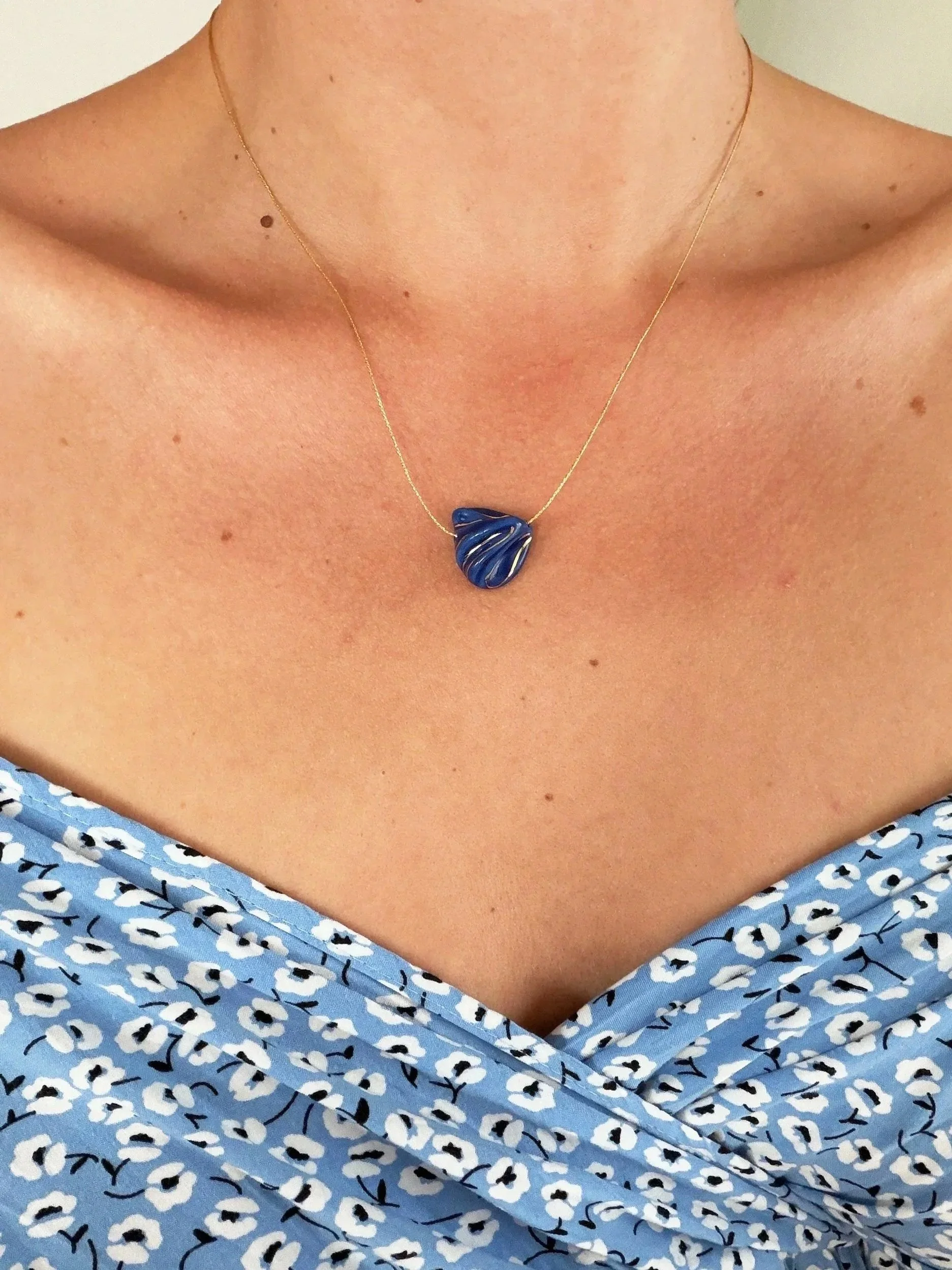 carry-the-sea-porcelain-necklace-5.jpg
