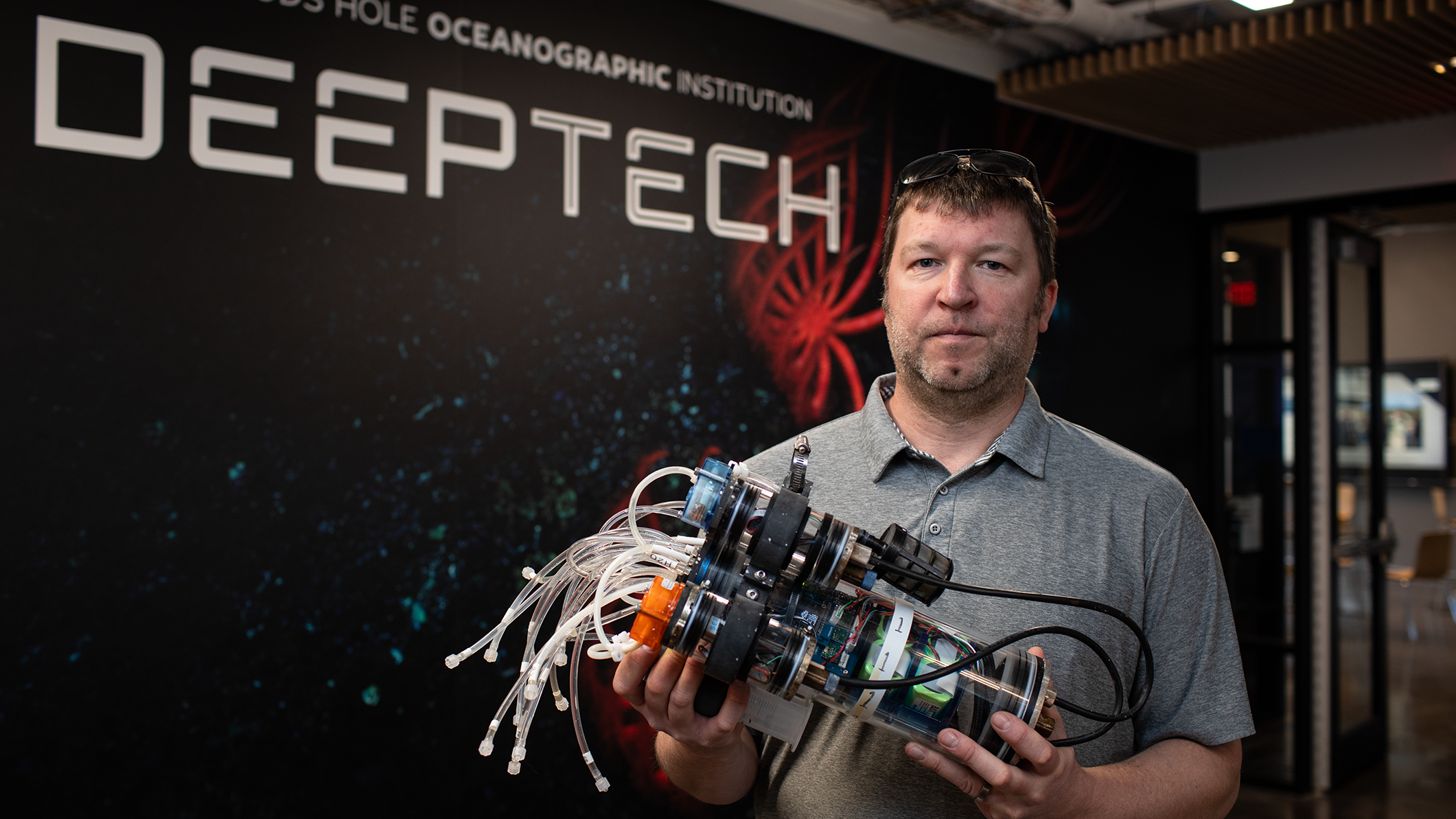 4P8A4146photoDanielCojanu_UnderCurrentProductions_hi_res.png