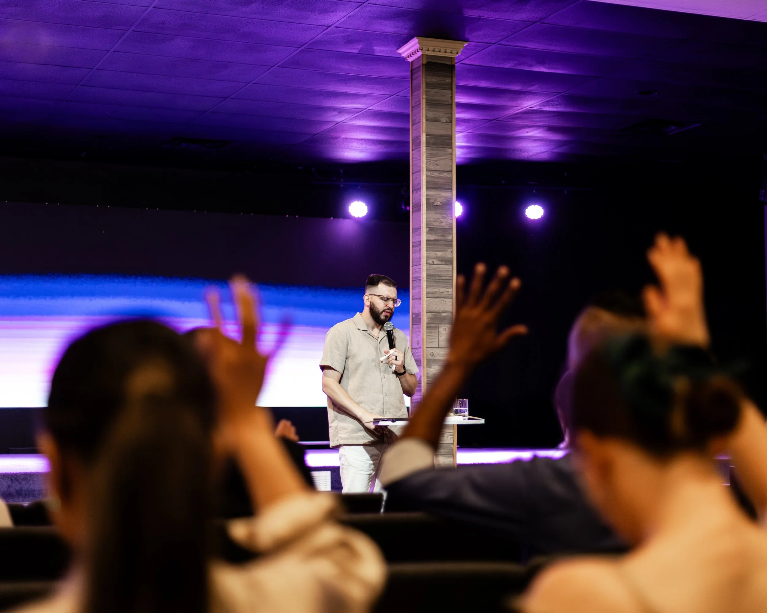 Cross the River ! 

This Sunday, Pastor Erick shared a powerful message from Joshua , reminding us that the obstacles standing before us are often the very places where God chooses to reveal His power. What seemed impossible for Israel became an oppo