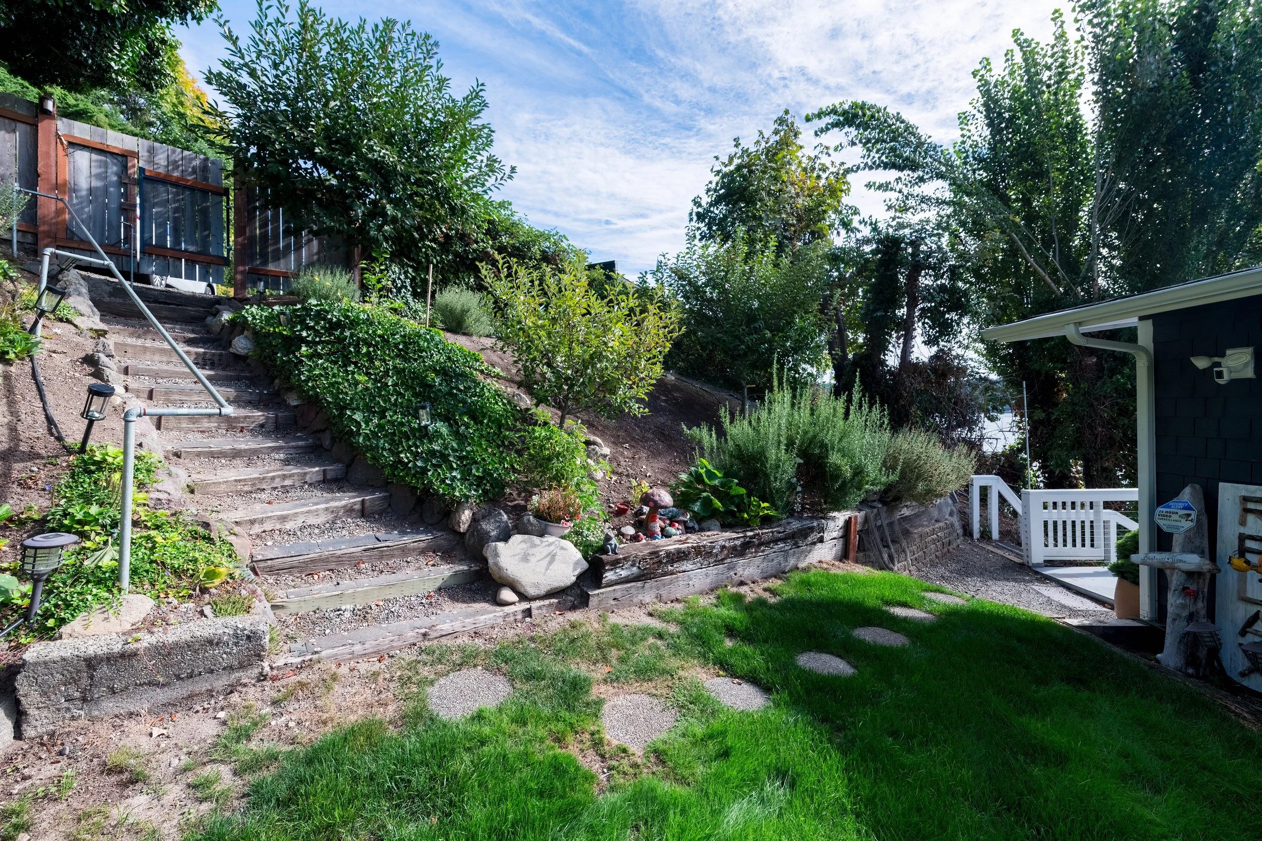 Captains House -42.jpg