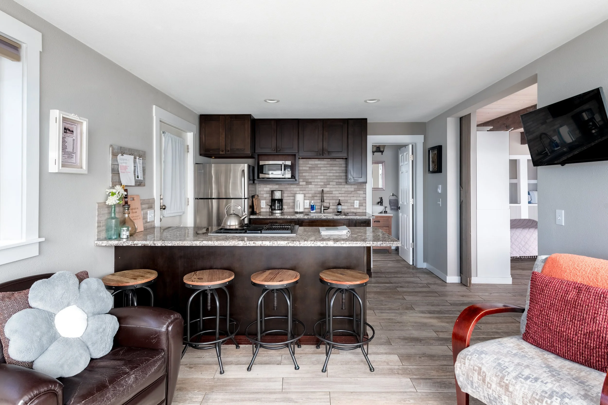 Captains House -31.jpg