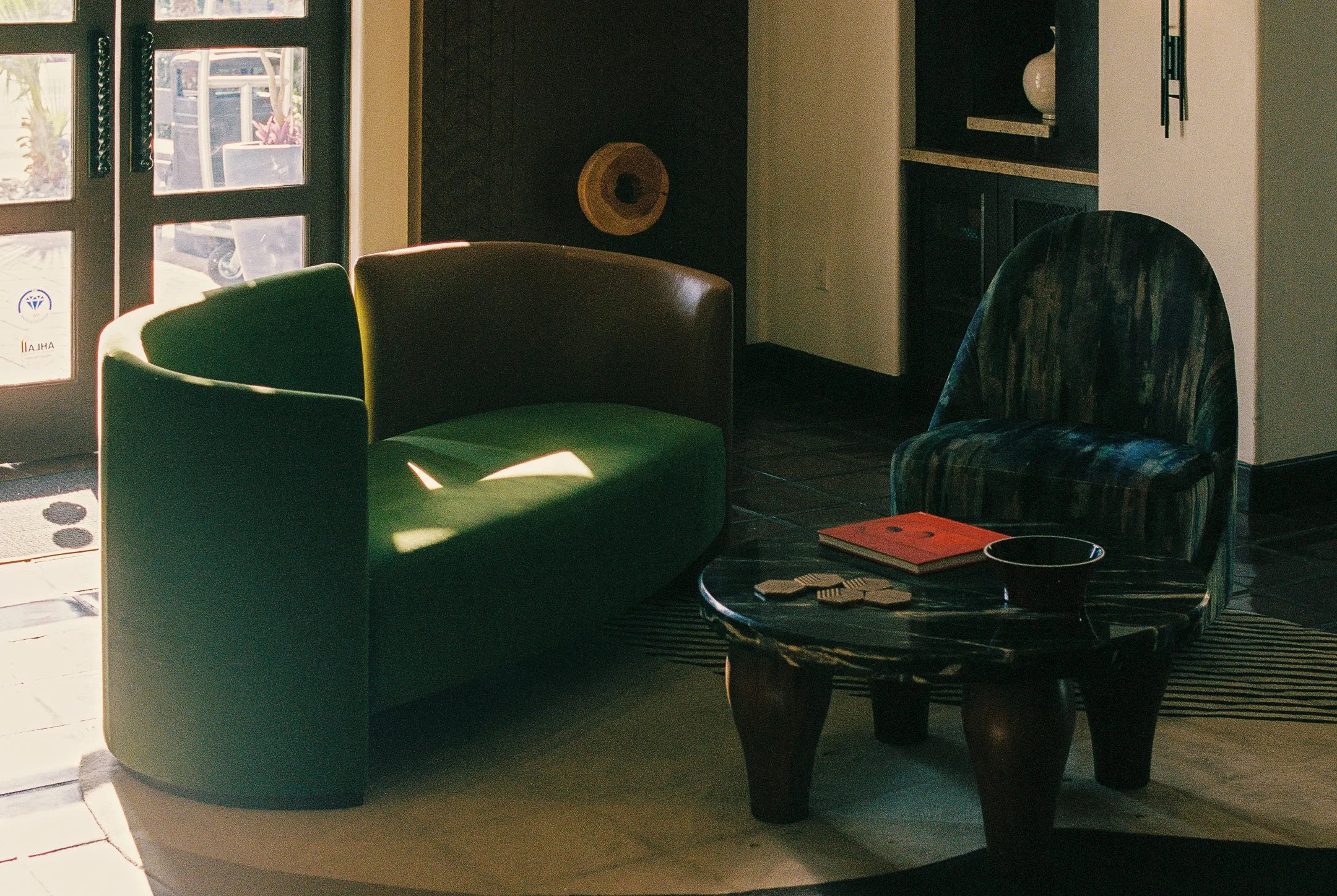001997-R1-074-35A.jpg