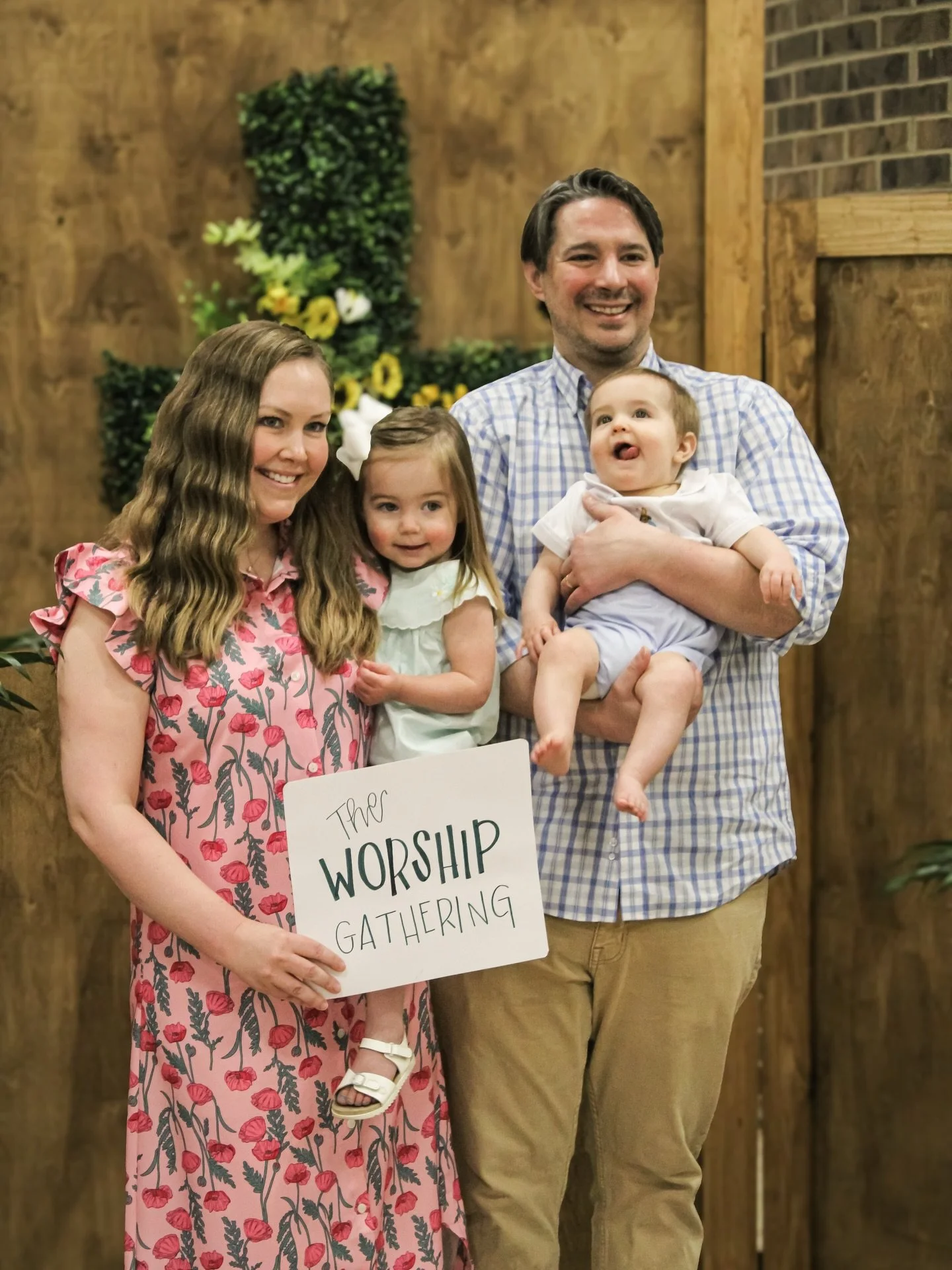 Easter Sunday at The Worship Gathering was something so special 🙌✝️
&bull;
&bull;
&bull;
#Theworshipgathering #worshipgathering #nashvilletnchurch #franklintnchurch #jesusovereverything