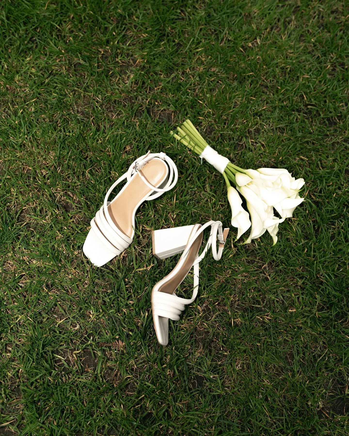 Something about flash, green grass, and that end-of-the-night kick off your shoes moment! 
&bull;
We&rsquo;ve all been there &mdash; that sweet relief at the end of a fun night. Drop your last heels off story in the comments! 👠🍃