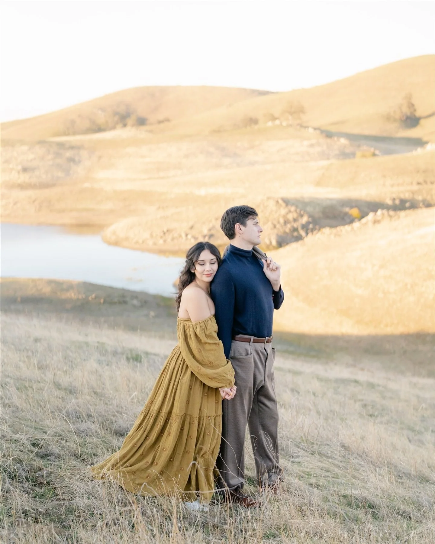 Happy Tuesday!

I recently read a re-post from a fellow photographer that really resonated with me. It talked about how community over competition doesn&rsquo;t mean you have to share every piece of your business experience with anyone who asks. Comm