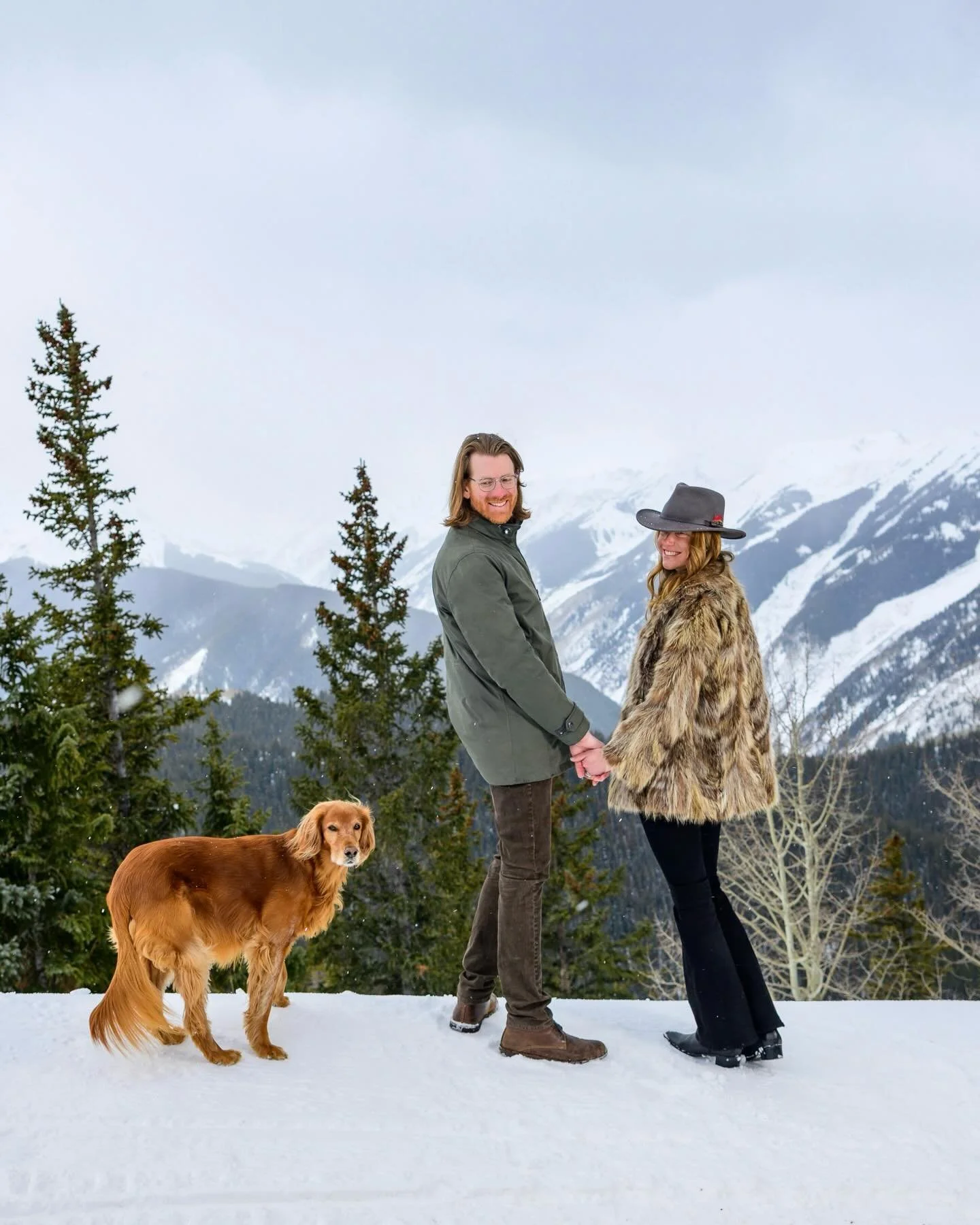 There&rsquo;s always a point where it stops feeling like a photoshoot. It was so great working with Clint to surprise his wife Jamie for her birthday while visiting Aspen even snow made a surprise appearance❄️🏔️☃️
.
.
.
.
#aspenphotographer #aspensn