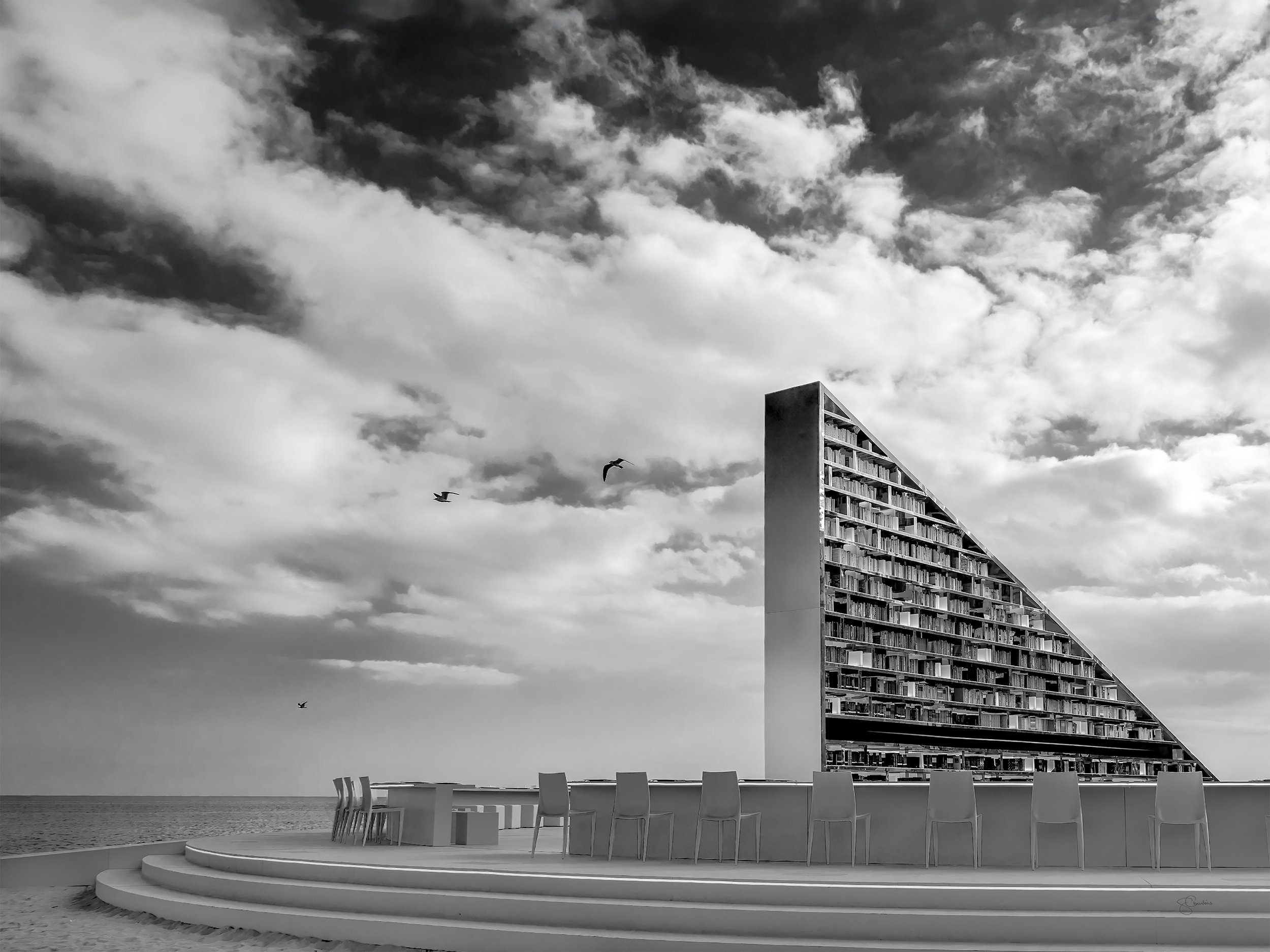 Grace Courbis: A Shared Horizon