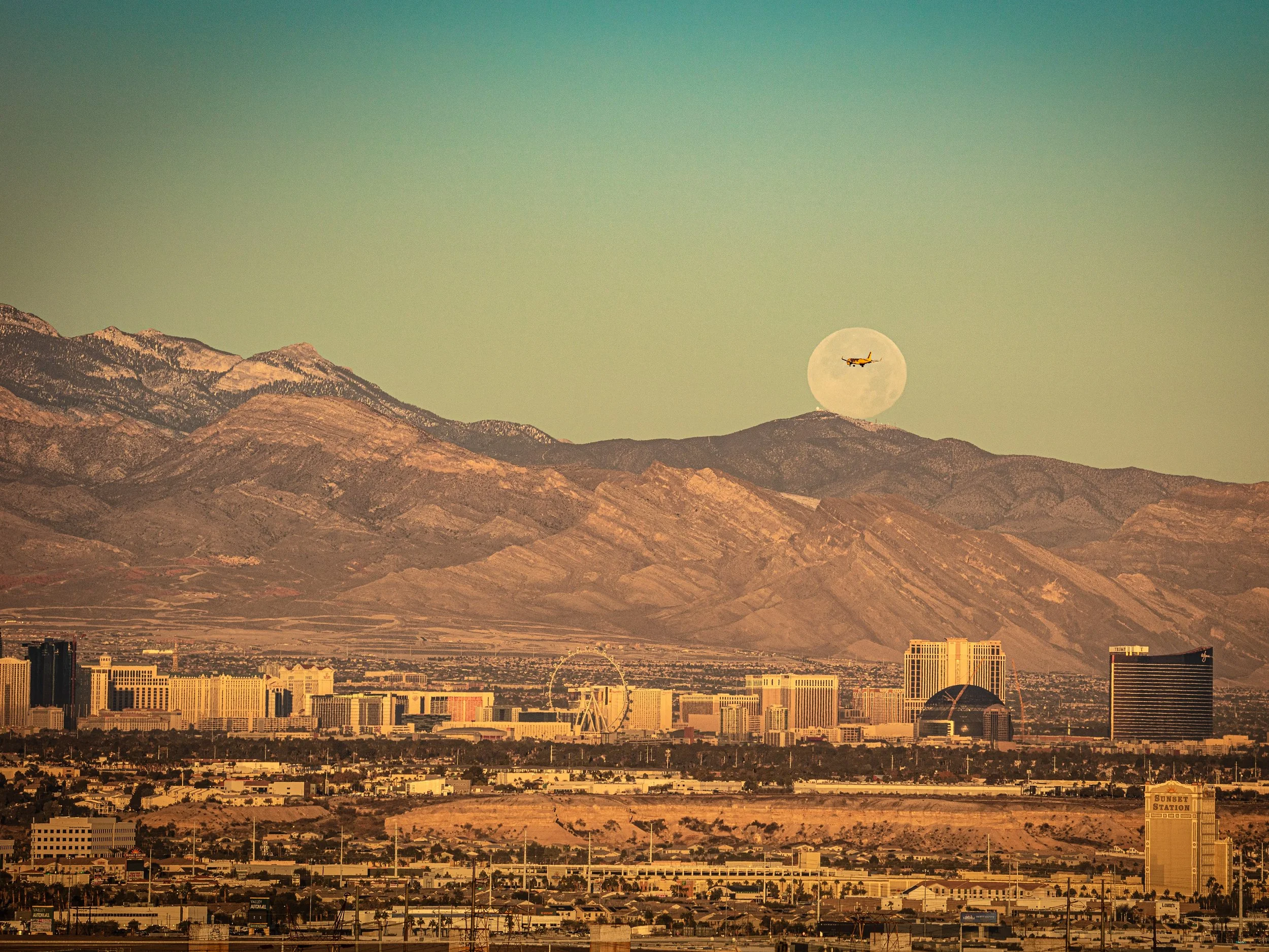 Isabelle Ruen: The Plane