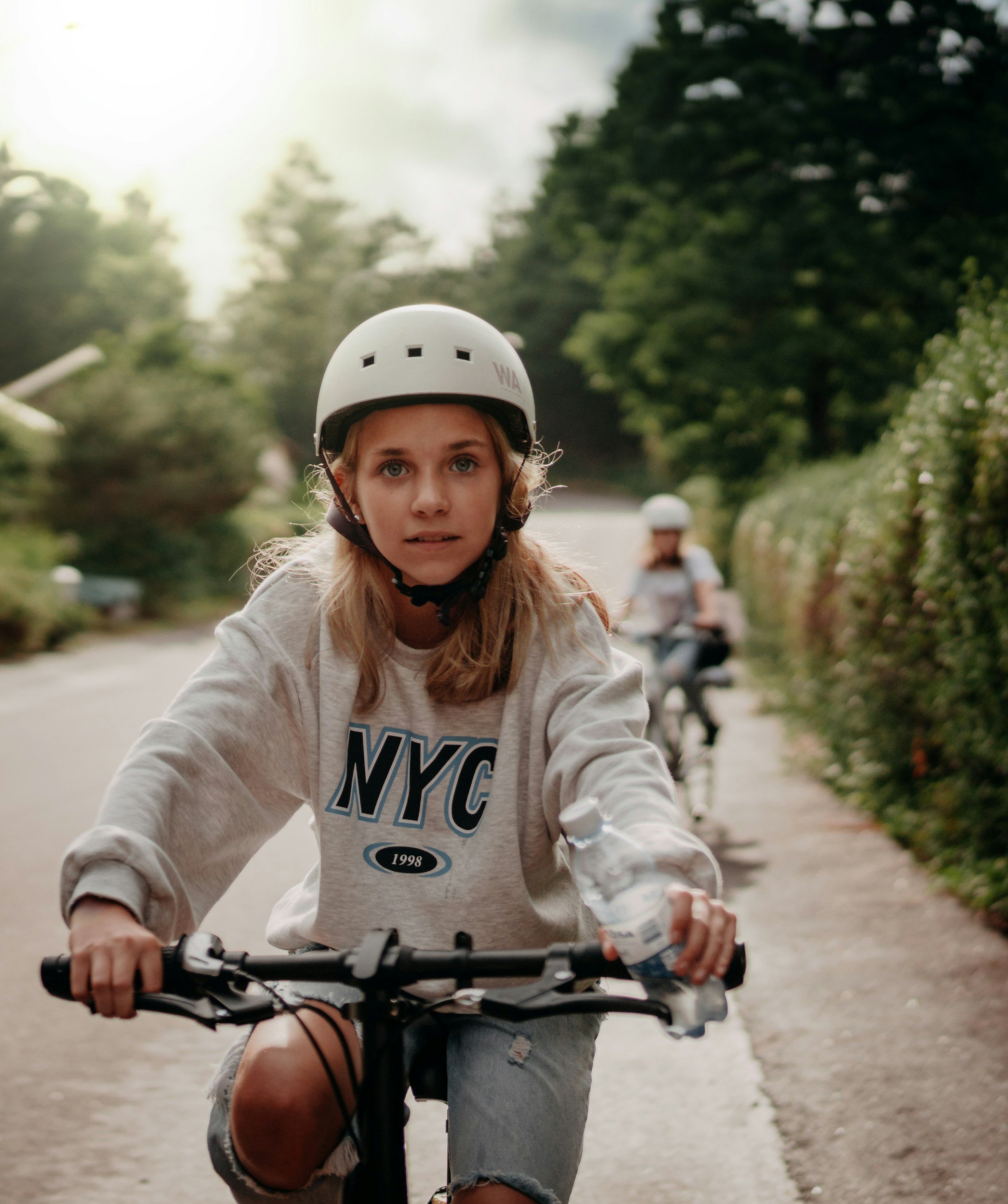 How to Help Your Teen Daughter Navigate Friendship Drama: What Parents Need to Know