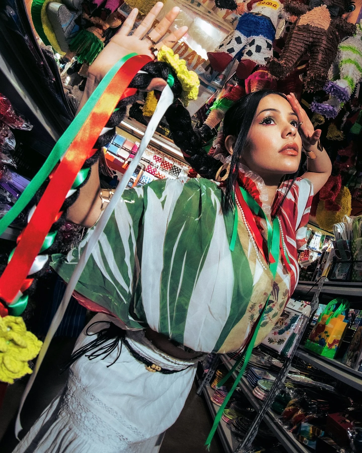 🇲🇽🇲🇽🇲🇽

With the World Cup coming to a close, I wanted to finally post these pictures of the lovely @solinaphotos at Harry Hines Bazaar!! It was so fun to collaborate and get some shots of her beautiful outfit <3 

Hair: @fresaessy 
Model: @