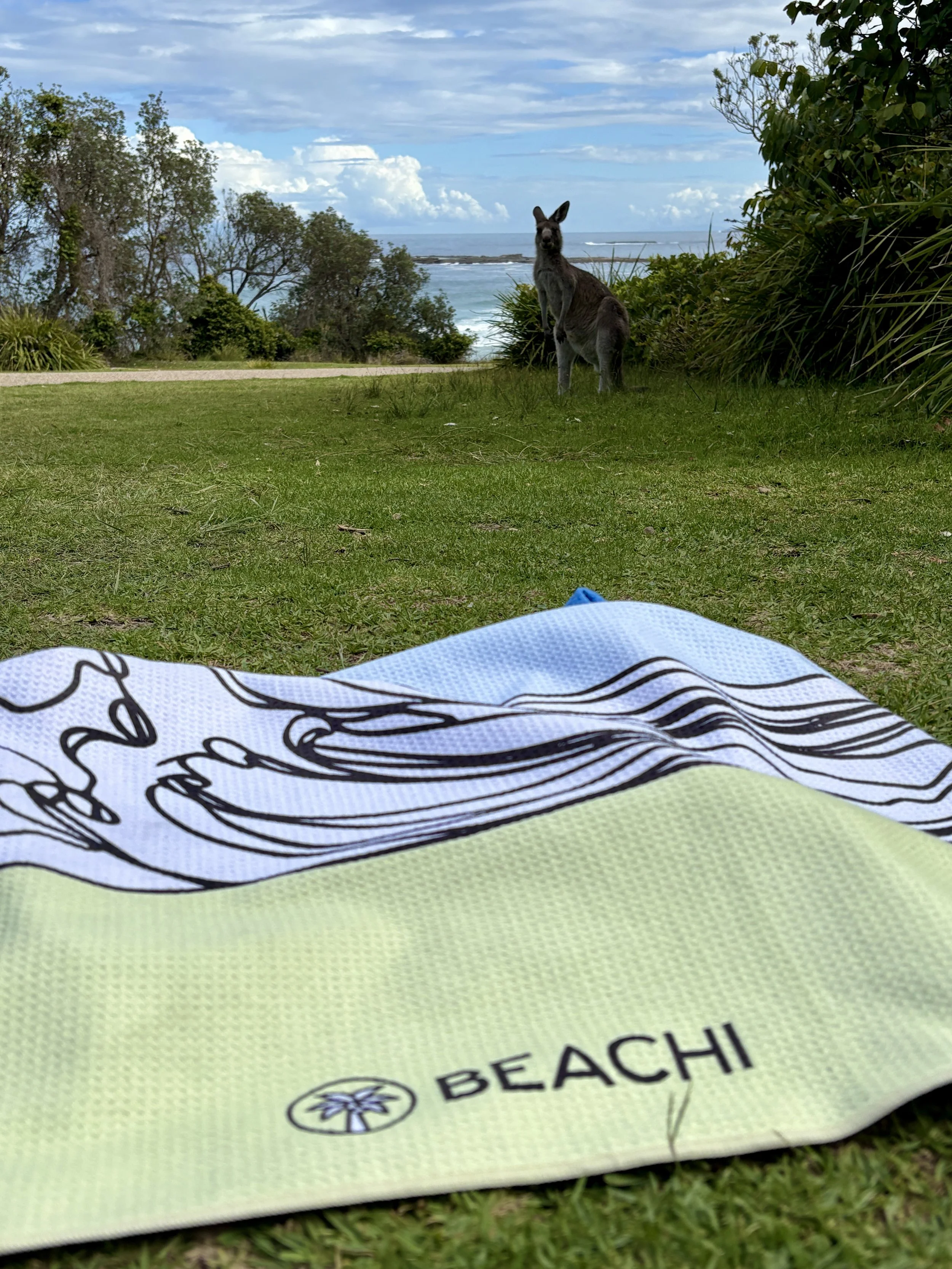Australian quick-dry beach towels, kangaroo