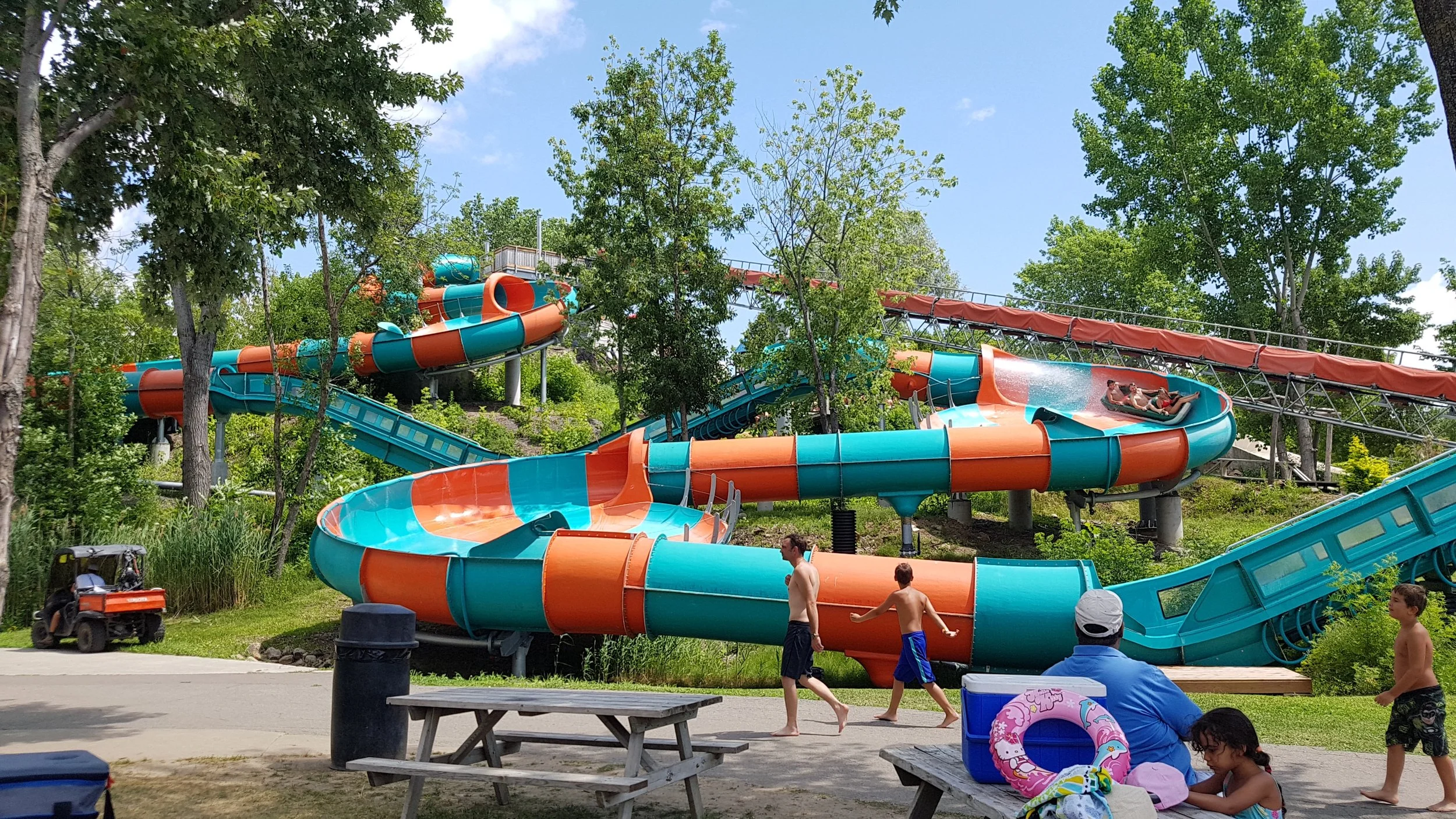 Super Aqua Club - Canada