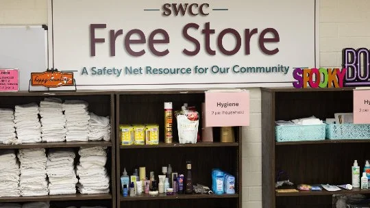 Free Store builds community connections