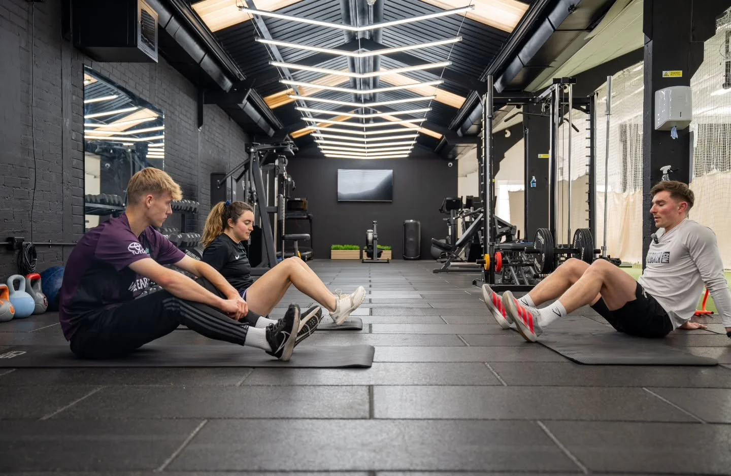 The strength &amp; conditioning work behind the game. 💪

Pete and Orla in the gym with Sam @sam.h_nt from CricFit. 🏏

Amazing shots by 🎥 @diveincricket 

#cricketer #traininghard #cricketstrengthandconditioning #gymwork #cricketdrills