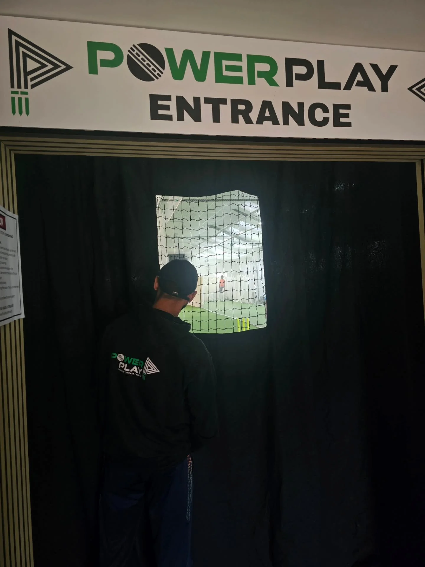 Peeping into the best Indoor Cricket Centre in Surrey! 👀🔥

Have you been in? 

📷 @p.littlemore11
Ft. @bleedblue.beast

Hit the link in bio to find out what's inside! 🔗

#indoorcricketcentre #cricket #cricketer #fyp #whatsinside